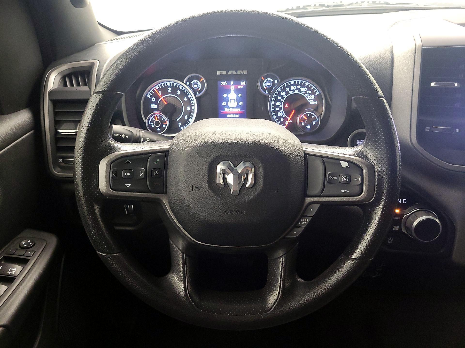 Thumbnail: 2024 RAM 1500 - 10