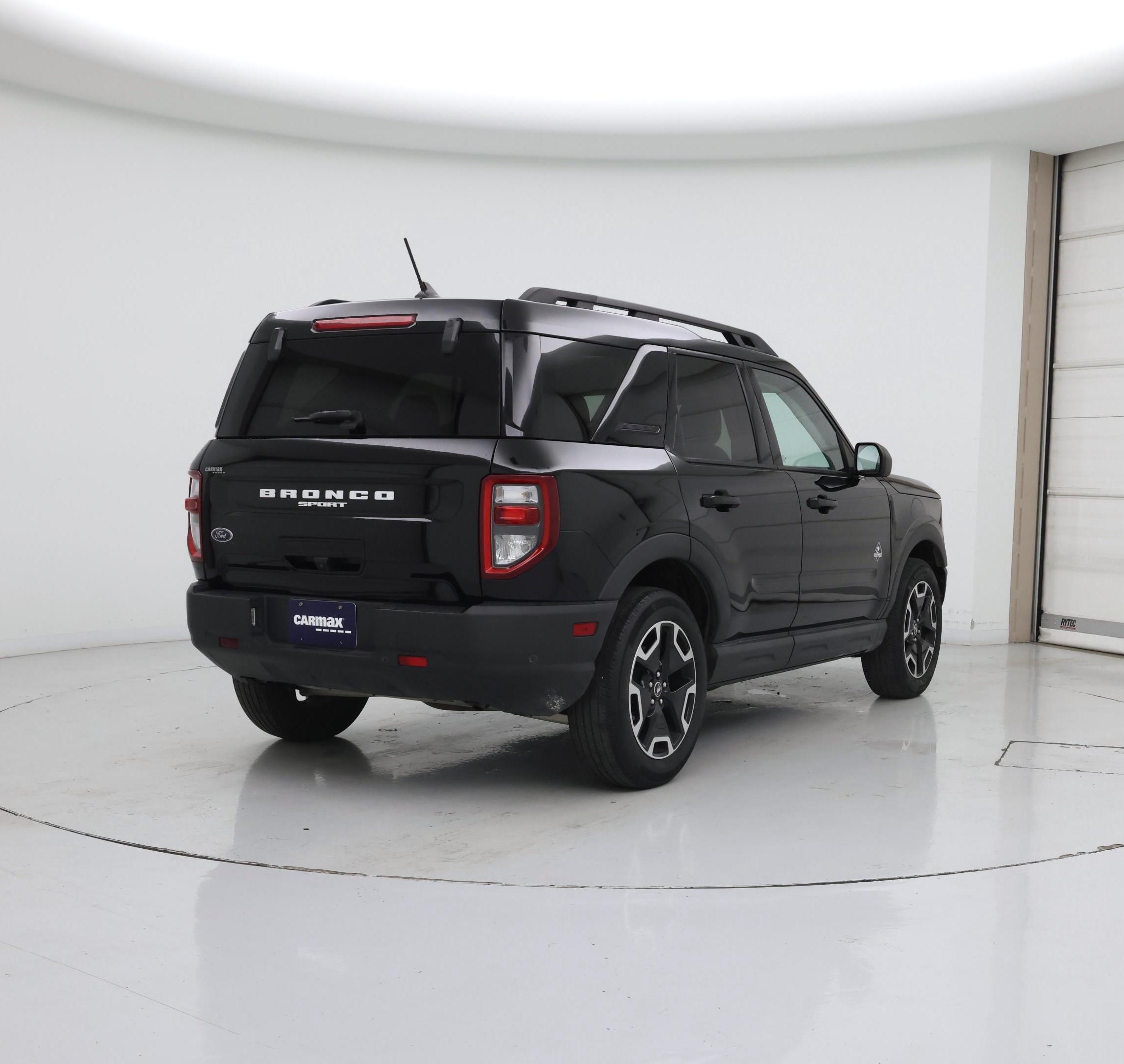 Thumbnail: 2023 Ford Bronco Sport - 8