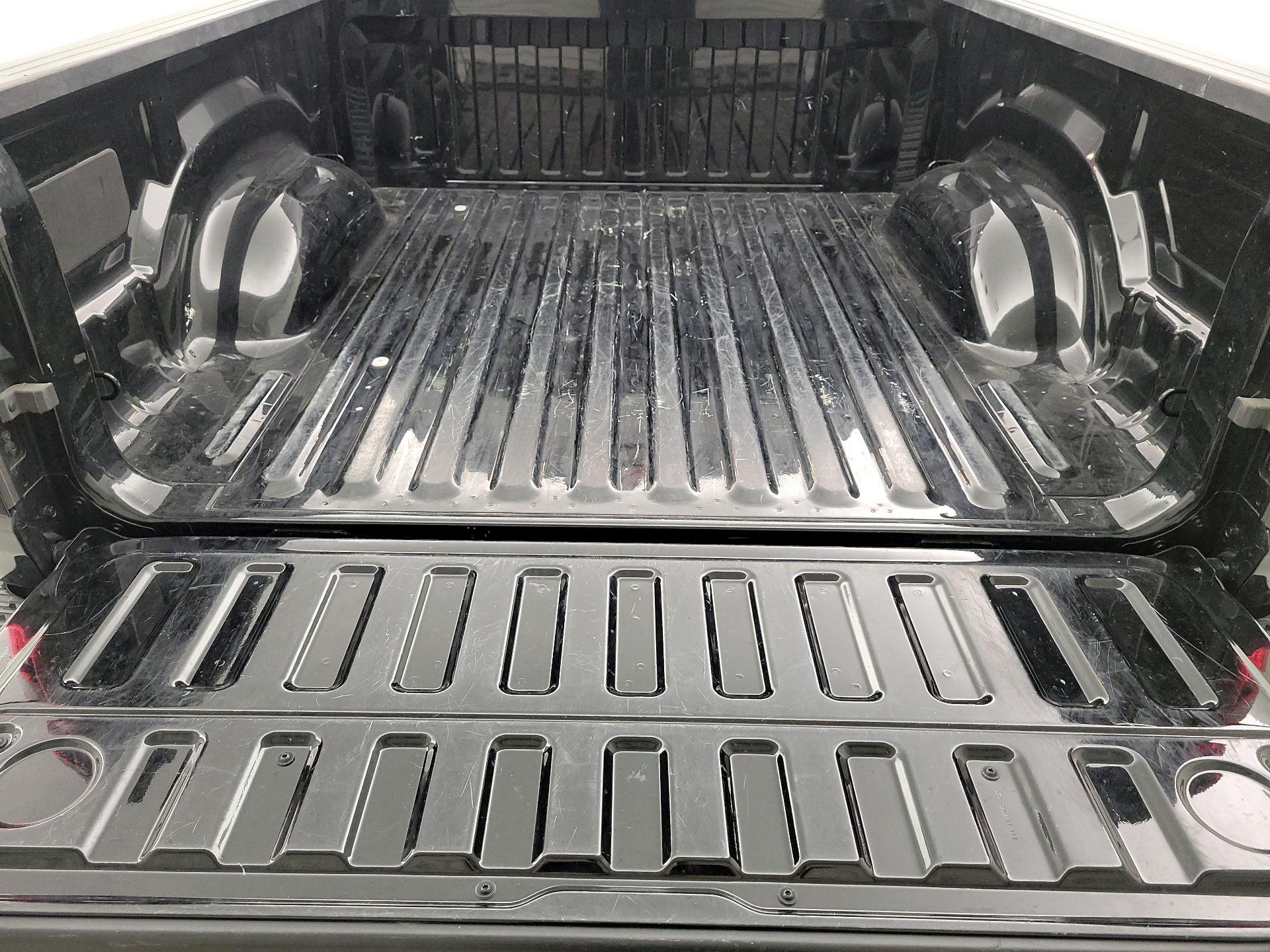 Thumbnail: 2025 RAM 1500 - 18