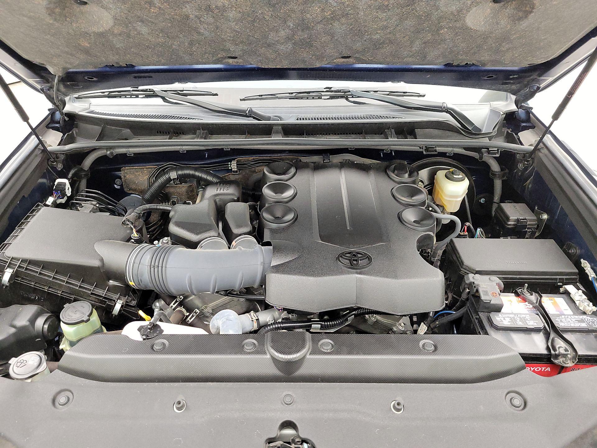 Thumbnail: 2021 Toyota 4Runner - 17