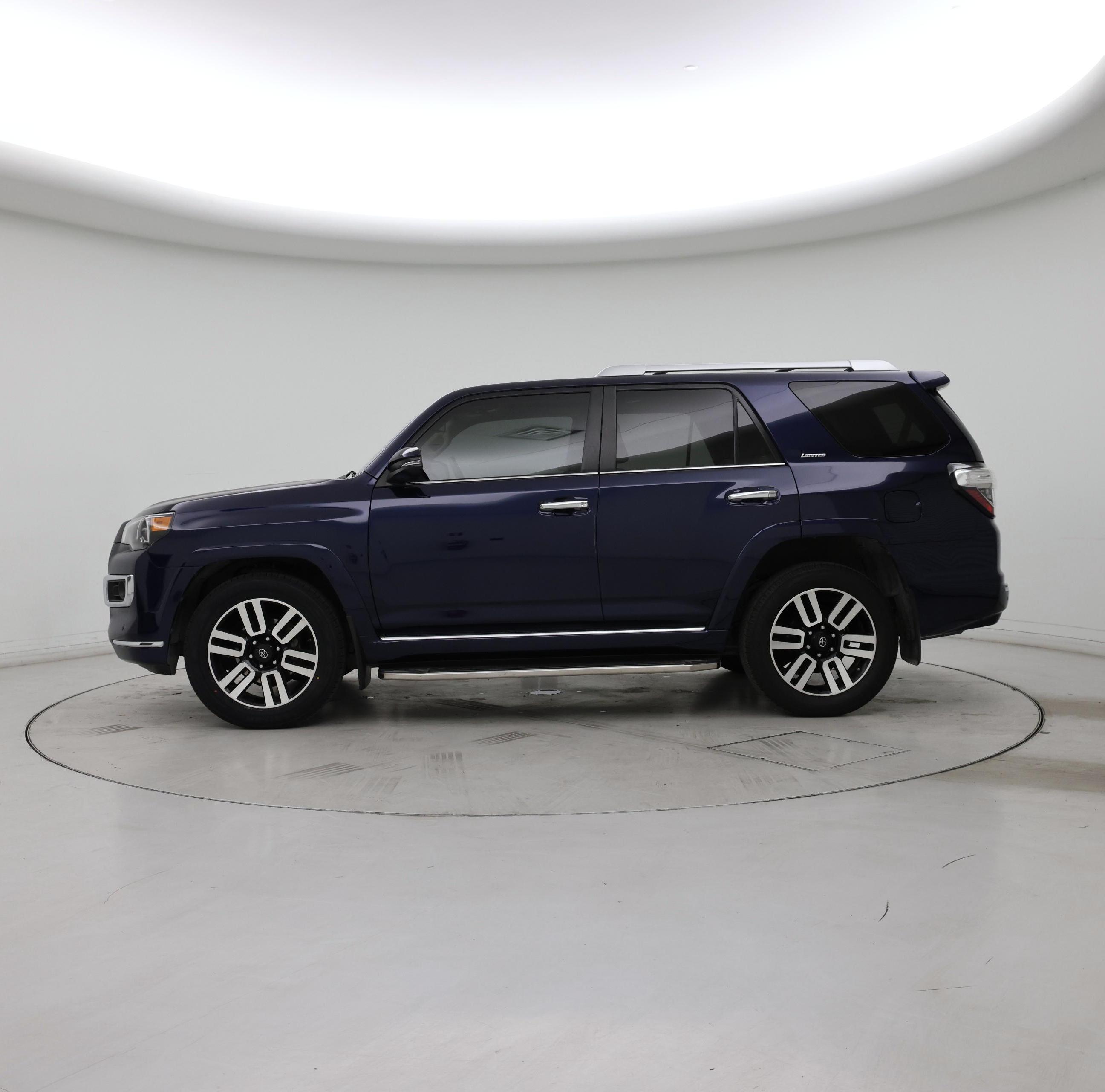 Thumbnail: 2021 Toyota 4Runner - 3