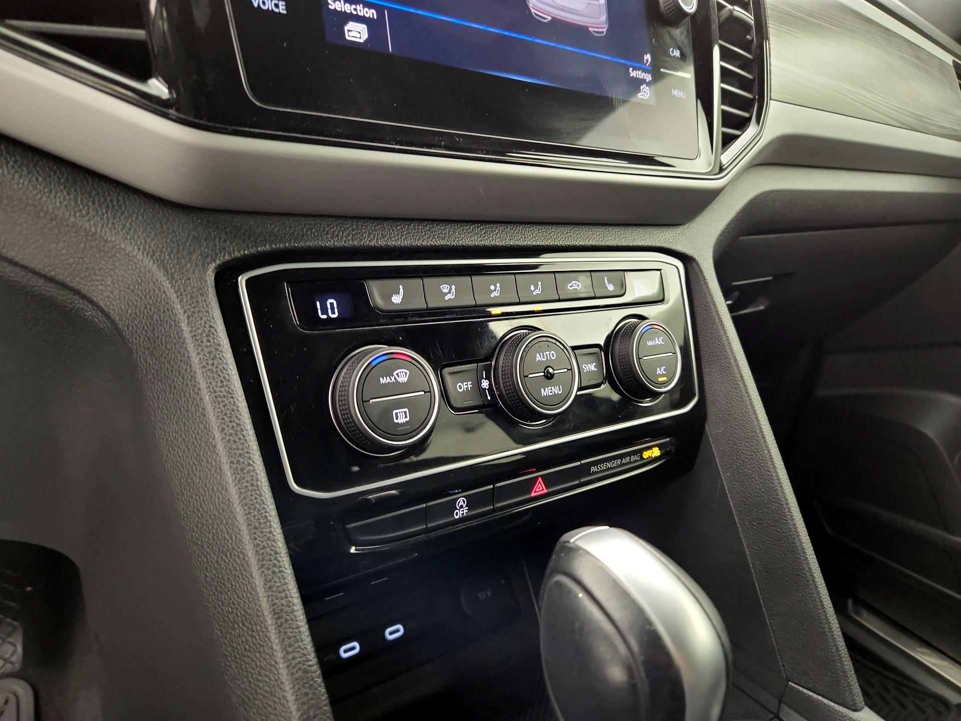 Thumbnail: 2023 Volkswagen Atlas - 16