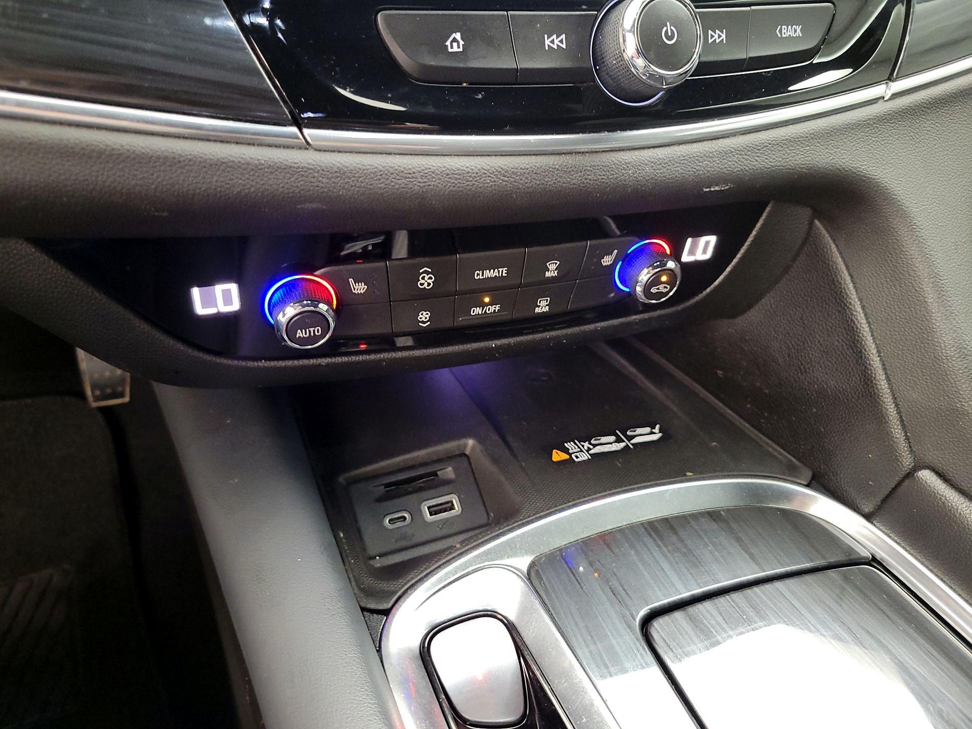 Thumbnail: 2022 Buick Enclave - 14