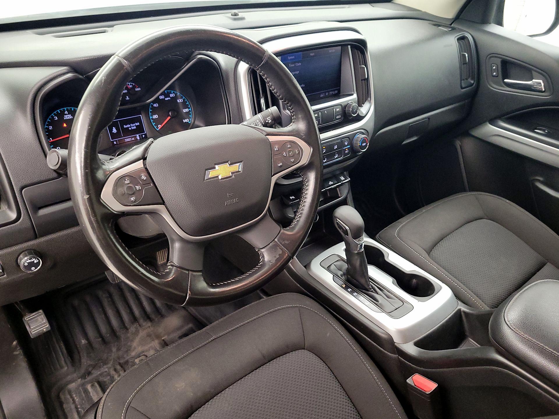 Thumbnail: 2022 Chevrolet Colorado - 9