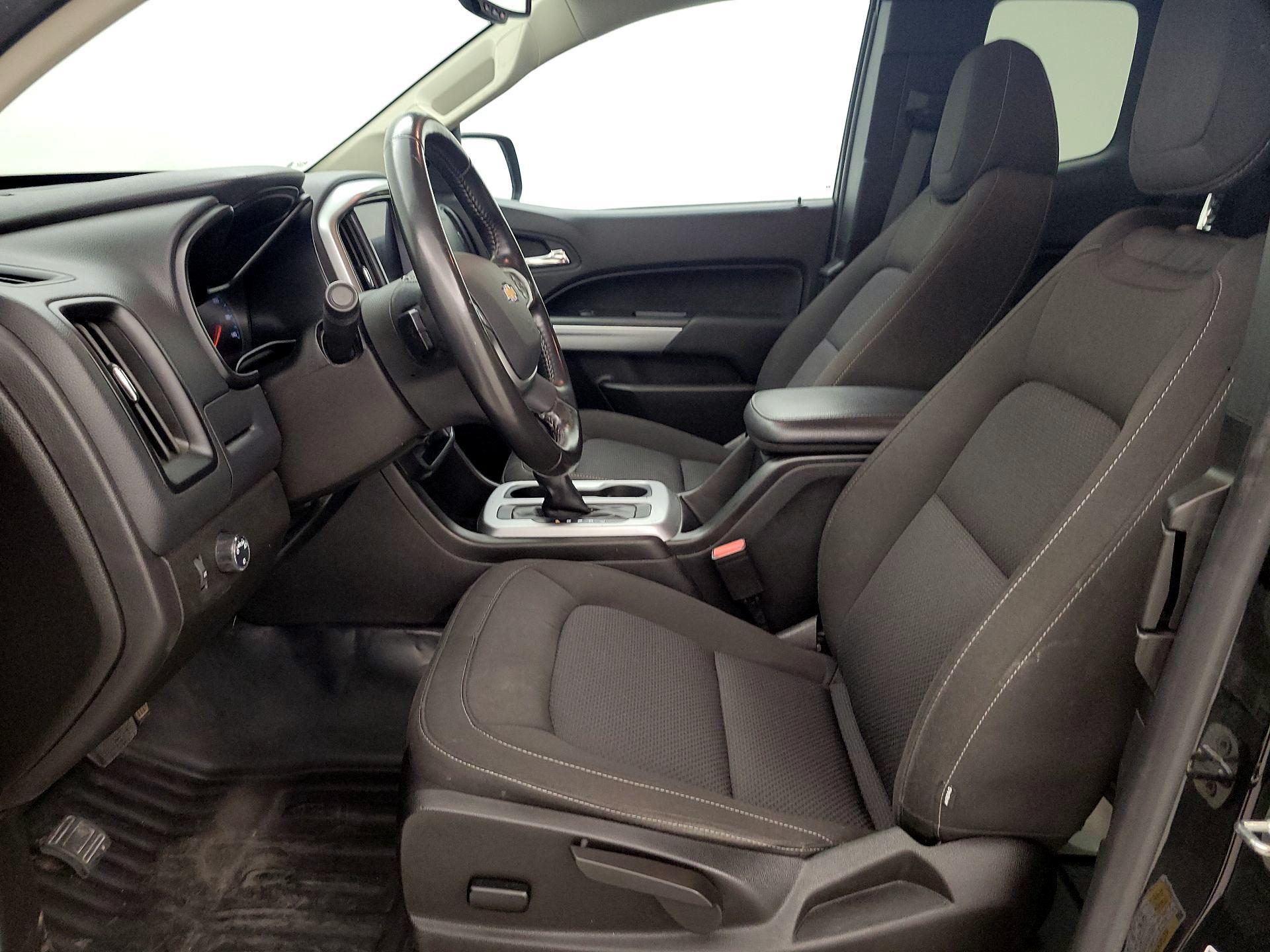 Thumbnail: 2022 Chevrolet Colorado - 11