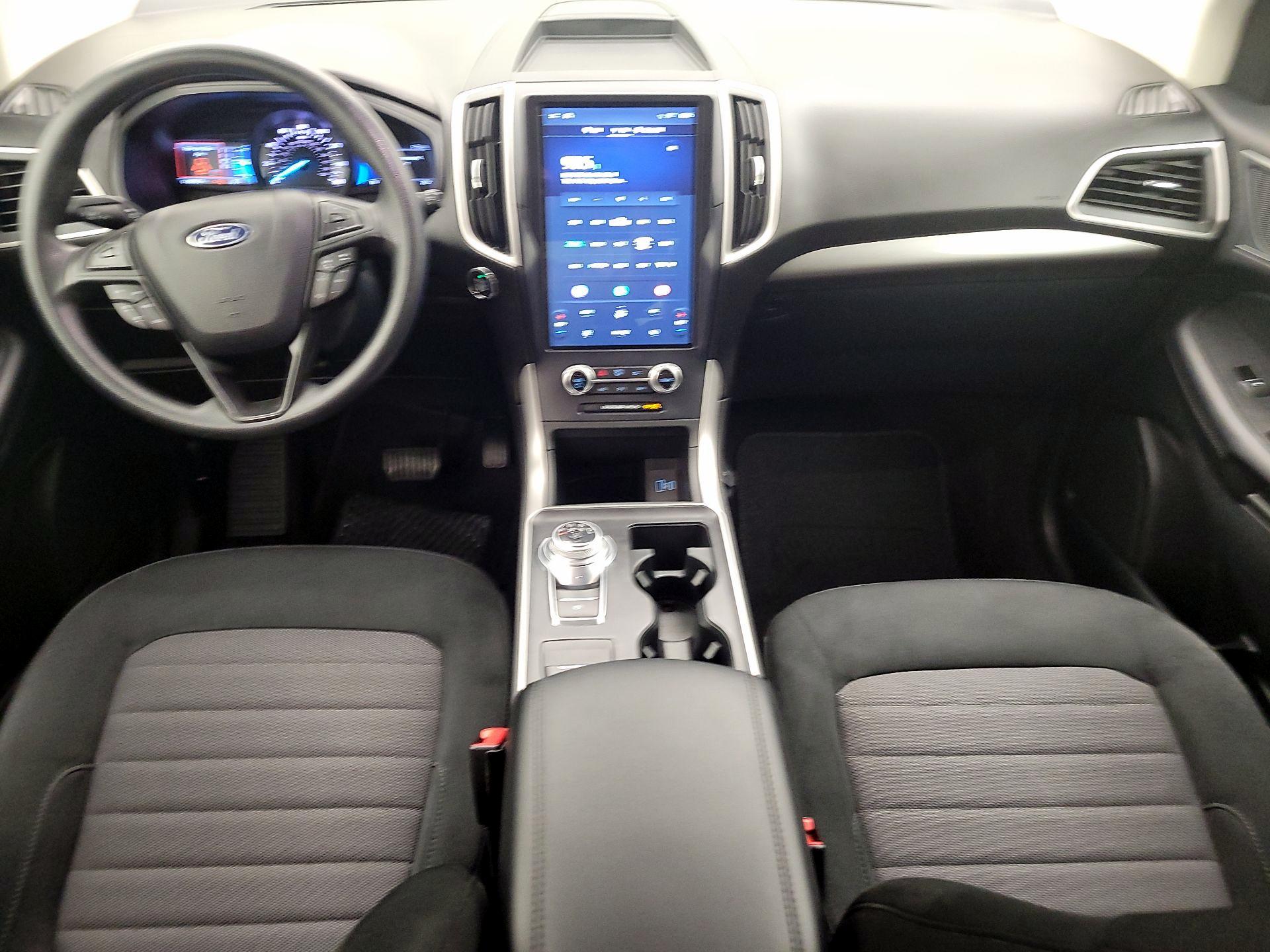 Thumbnail: 2022 Ford Edge - 9