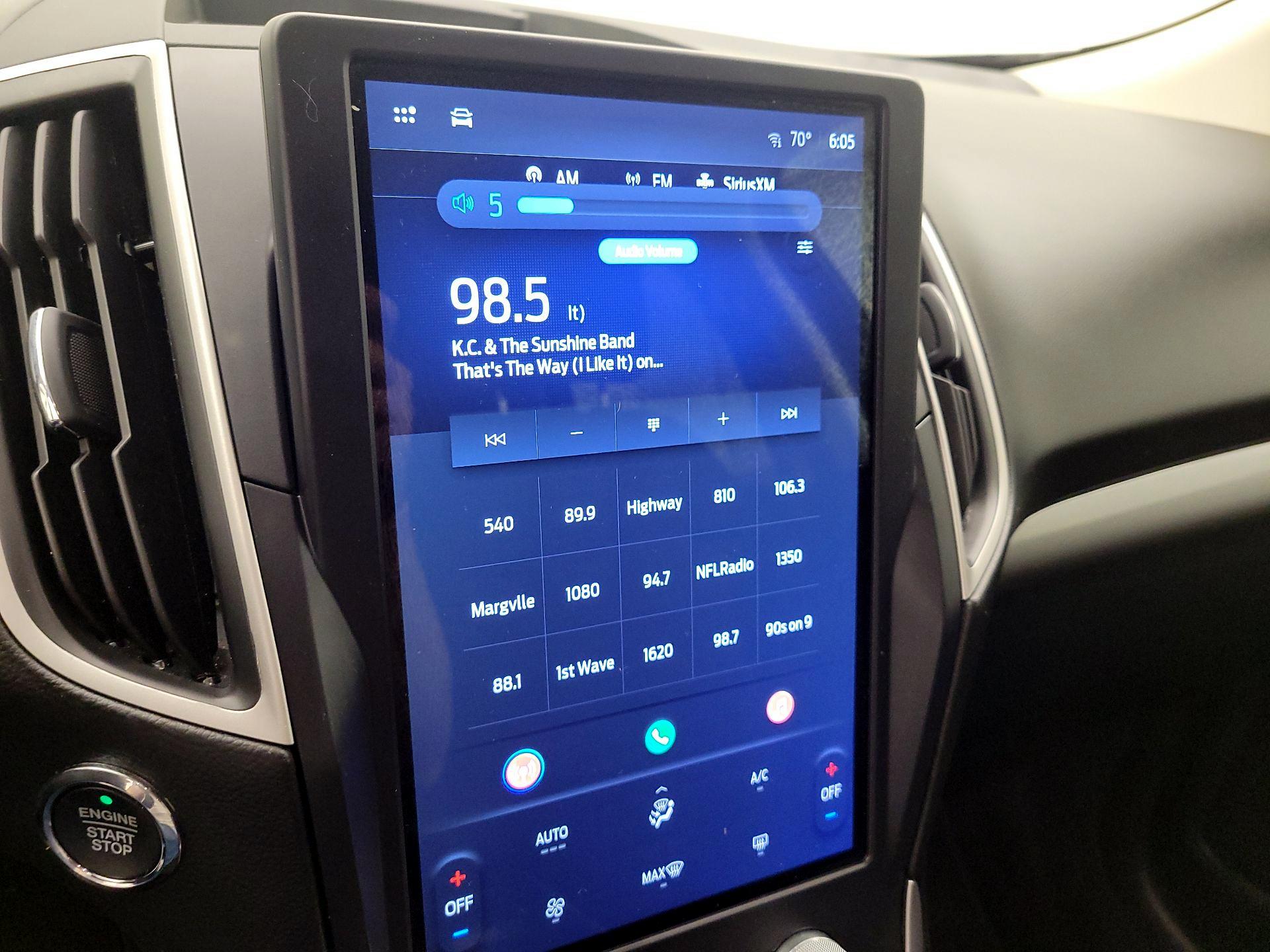 Thumbnail: 2022 Ford Edge - 13