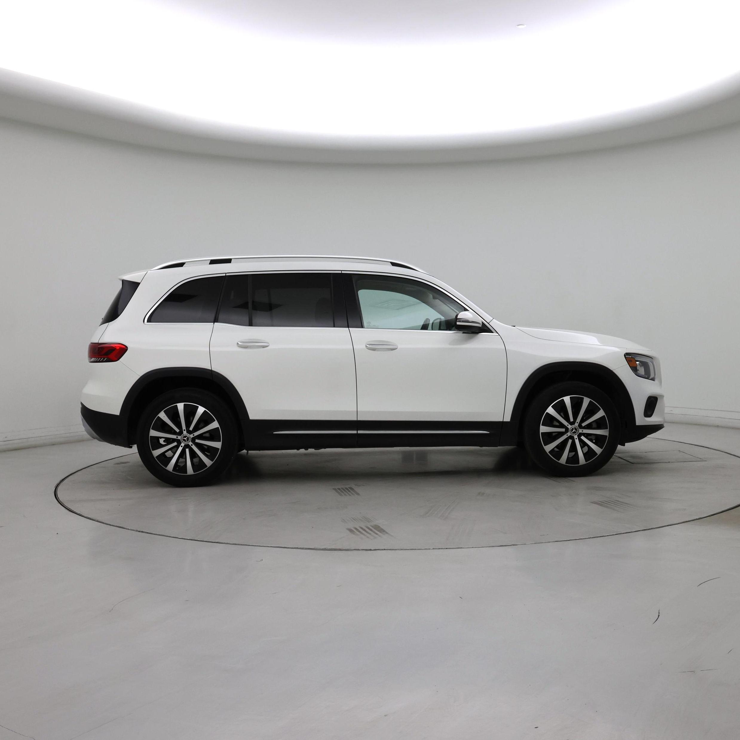 Thumbnail: 2022 Mercedes-Benz GLB - 7