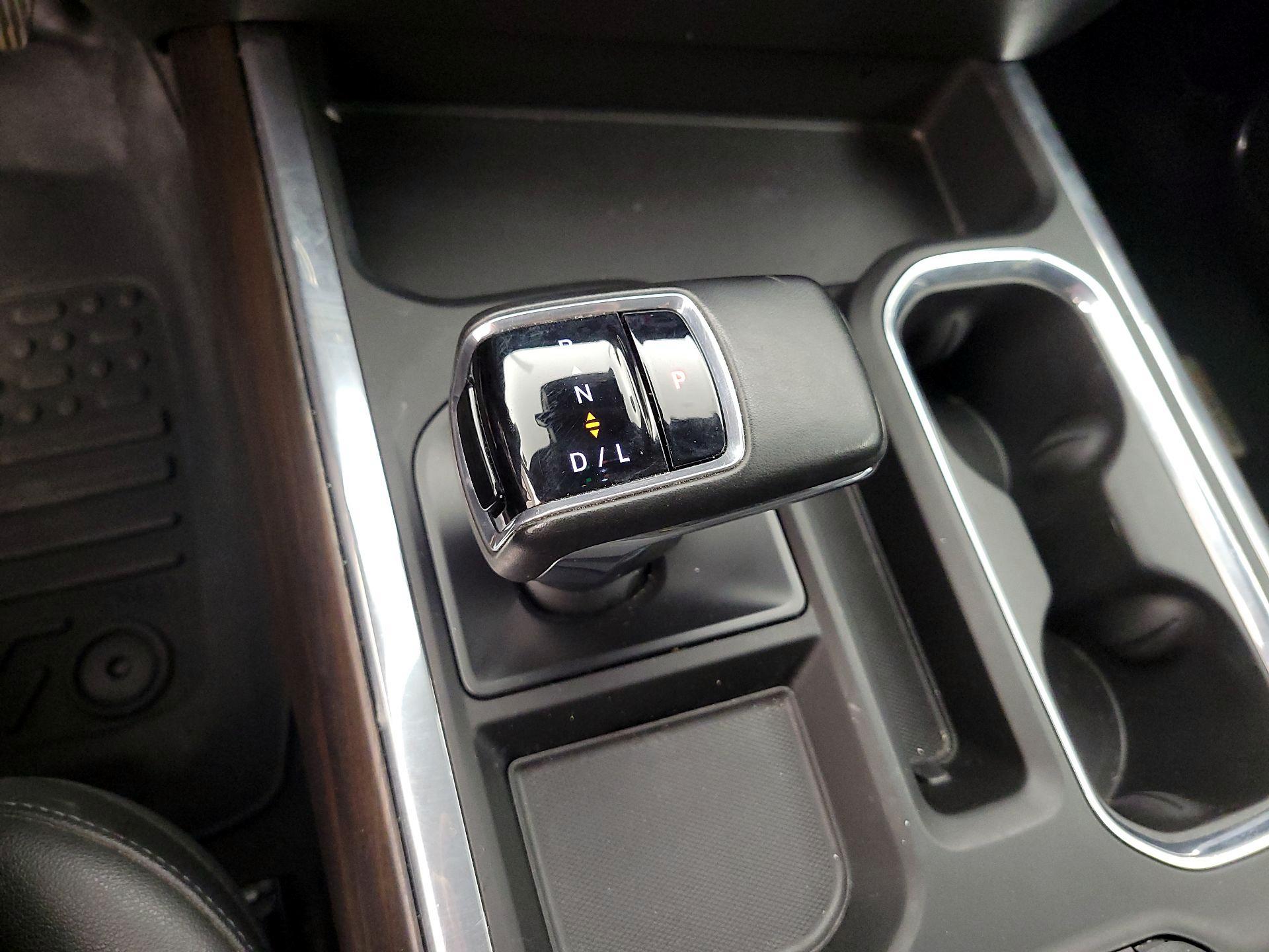 Thumbnail: 2025 GMC Sierra 1500 - 15