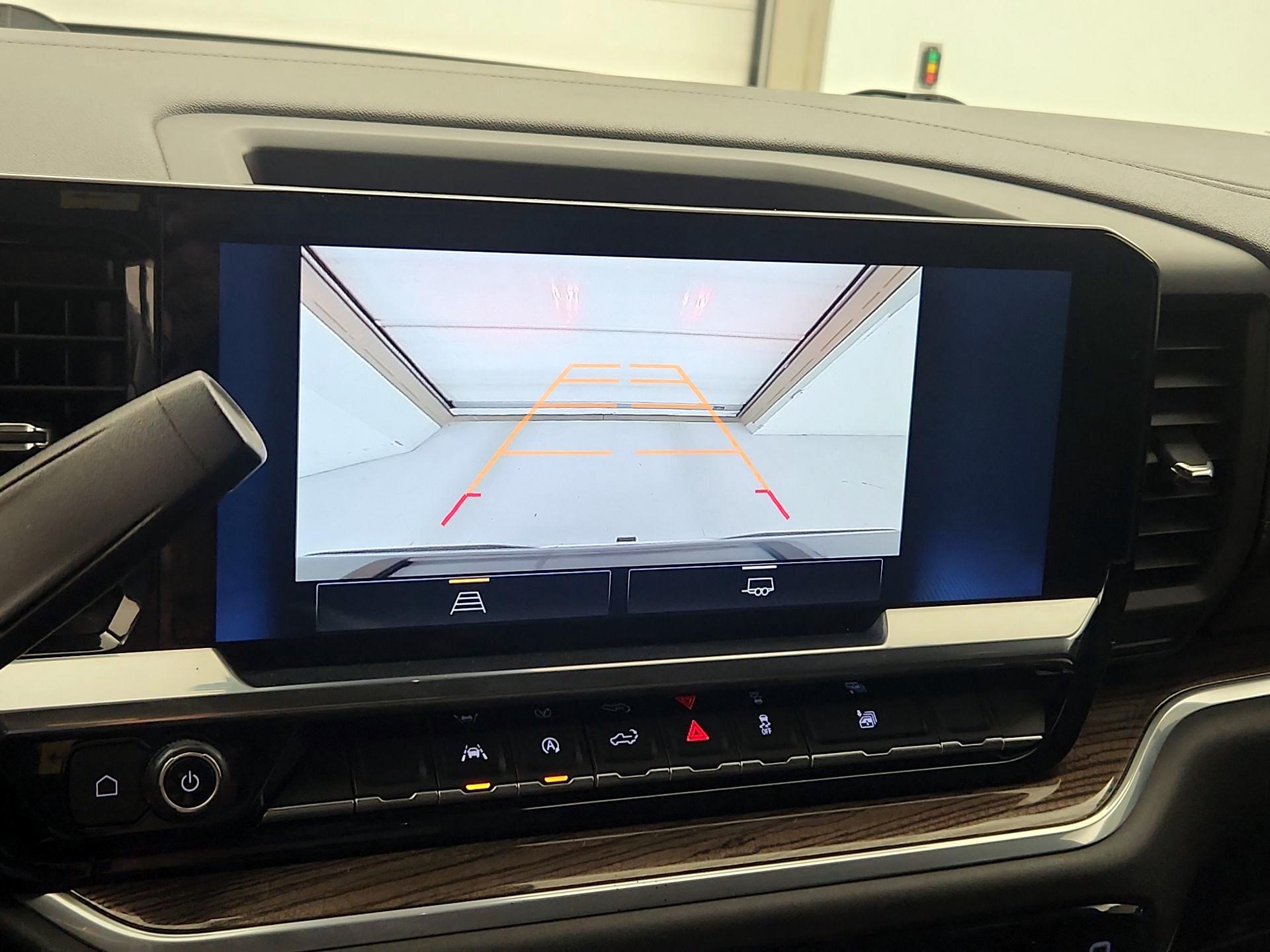 Thumbnail: 2022 Chevrolet Silverado 1500 - 14