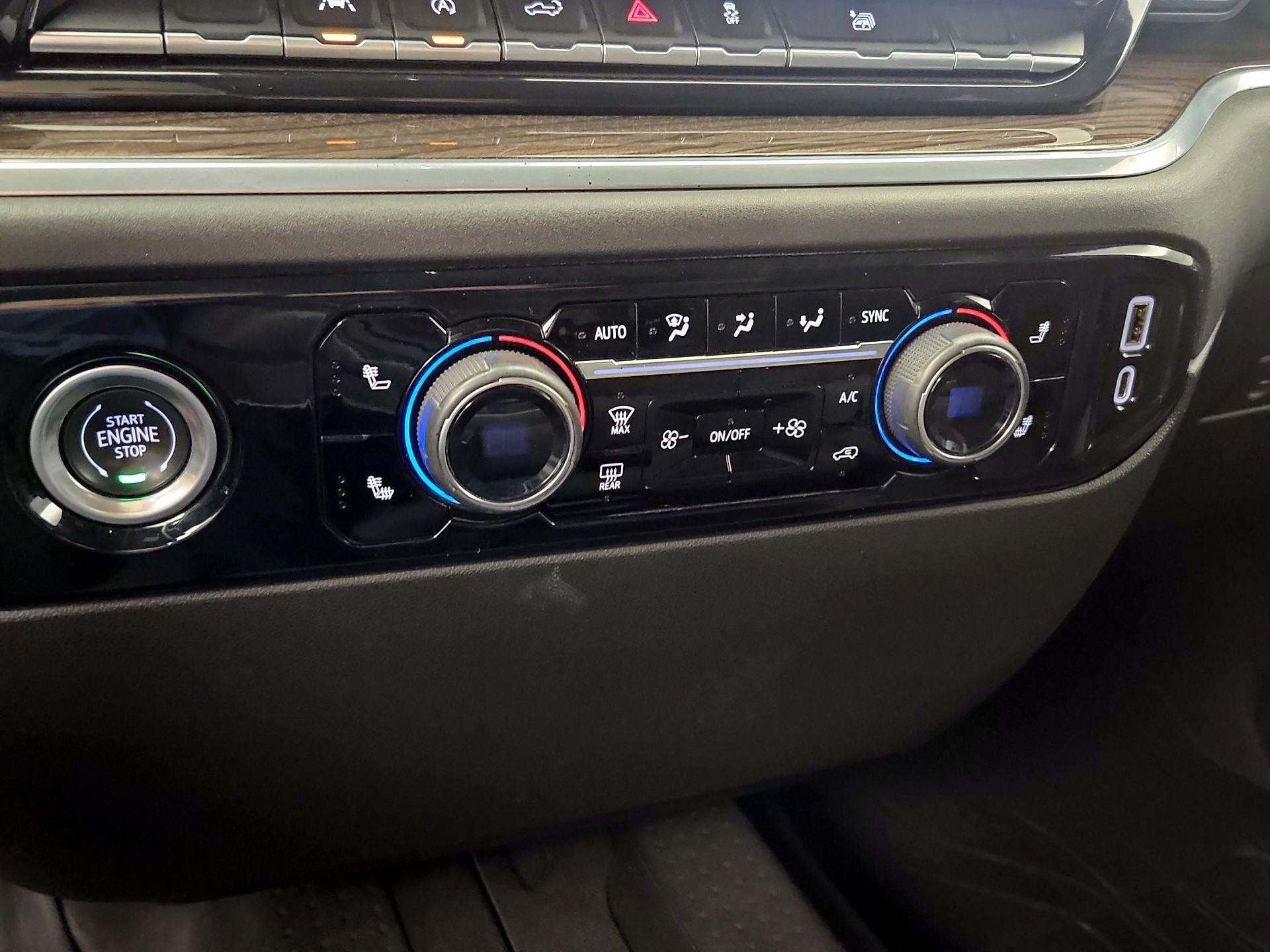 Thumbnail: 2022 Chevrolet Silverado 1500 - 16