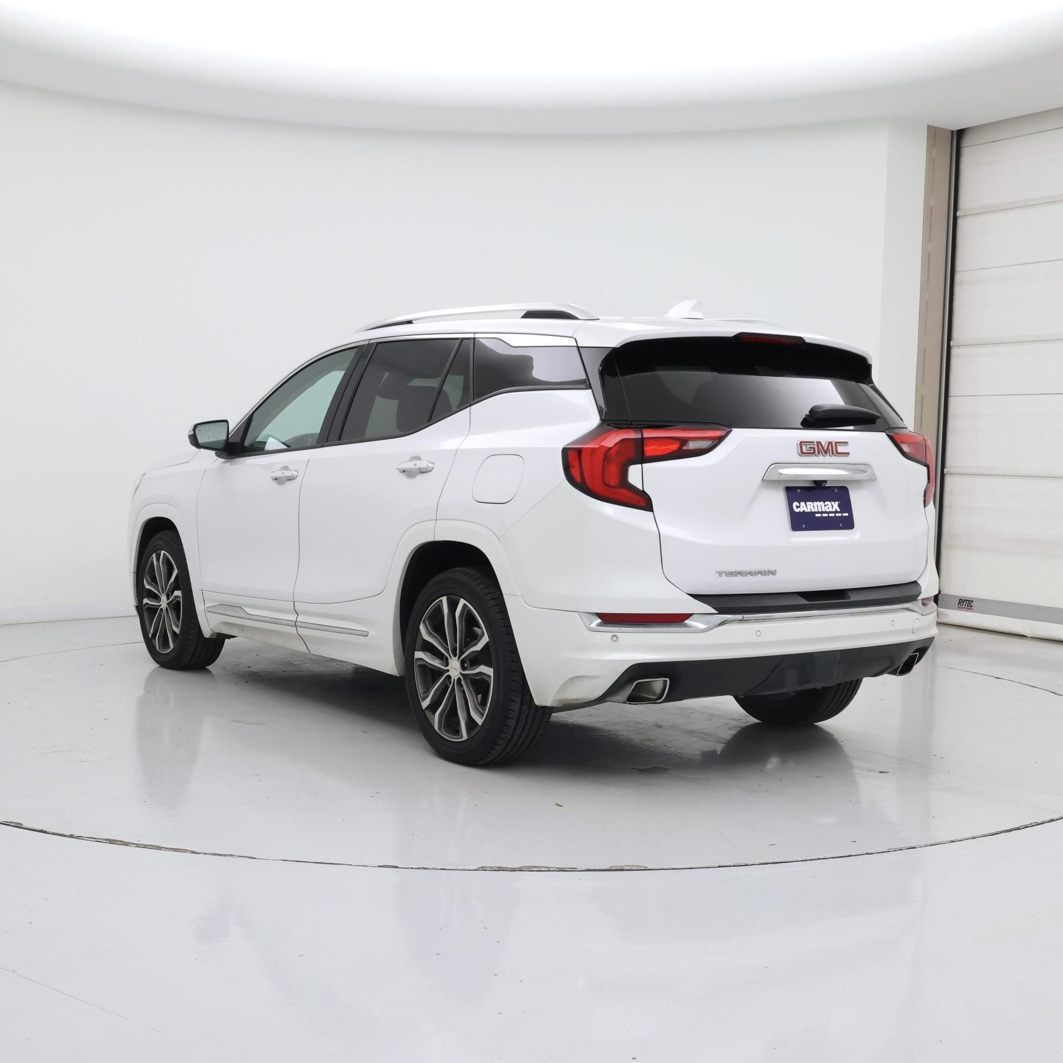 Thumbnail: 2020 GMC Terrain - 2