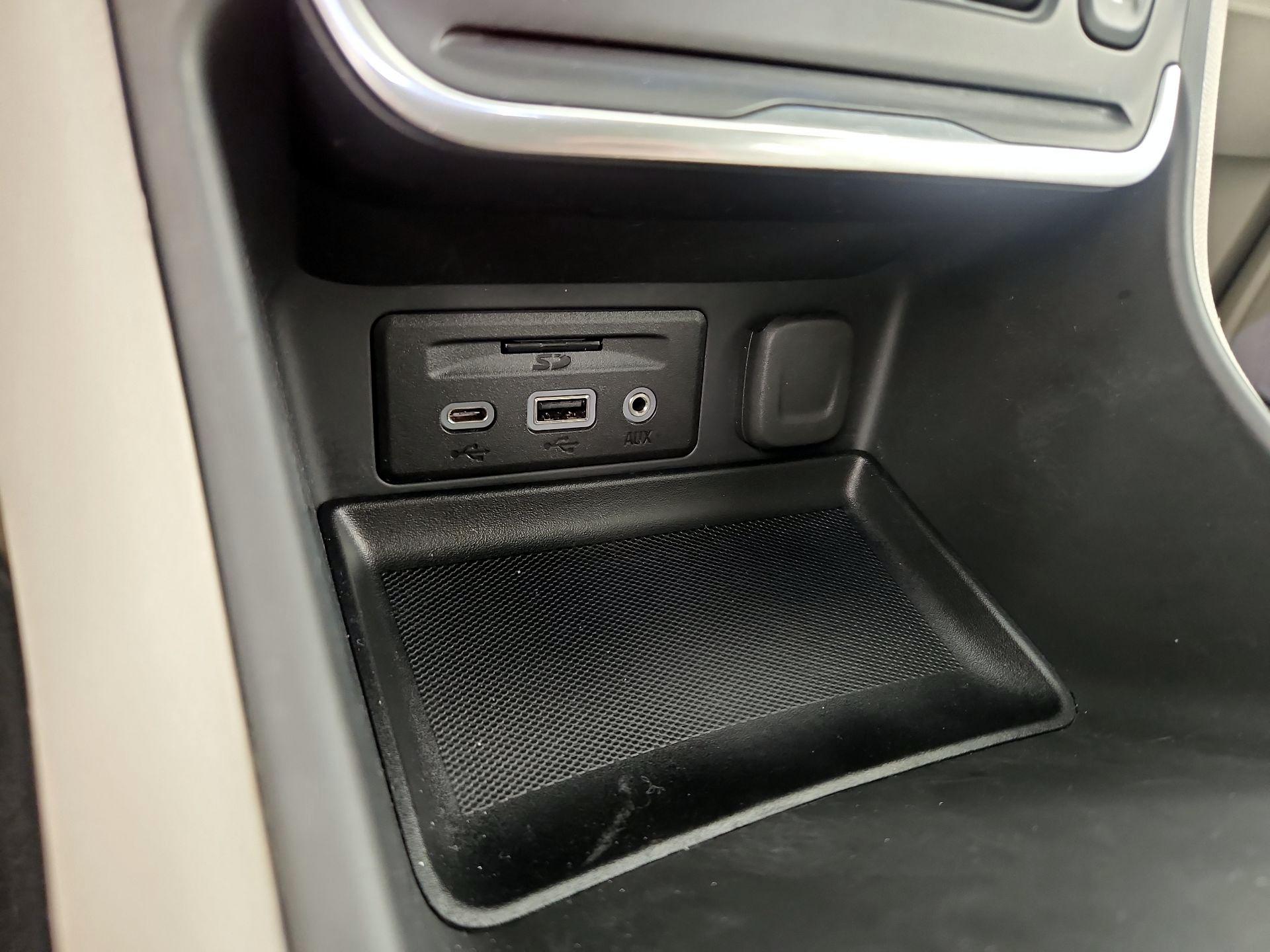 Thumbnail: 2020 GMC Terrain - 19