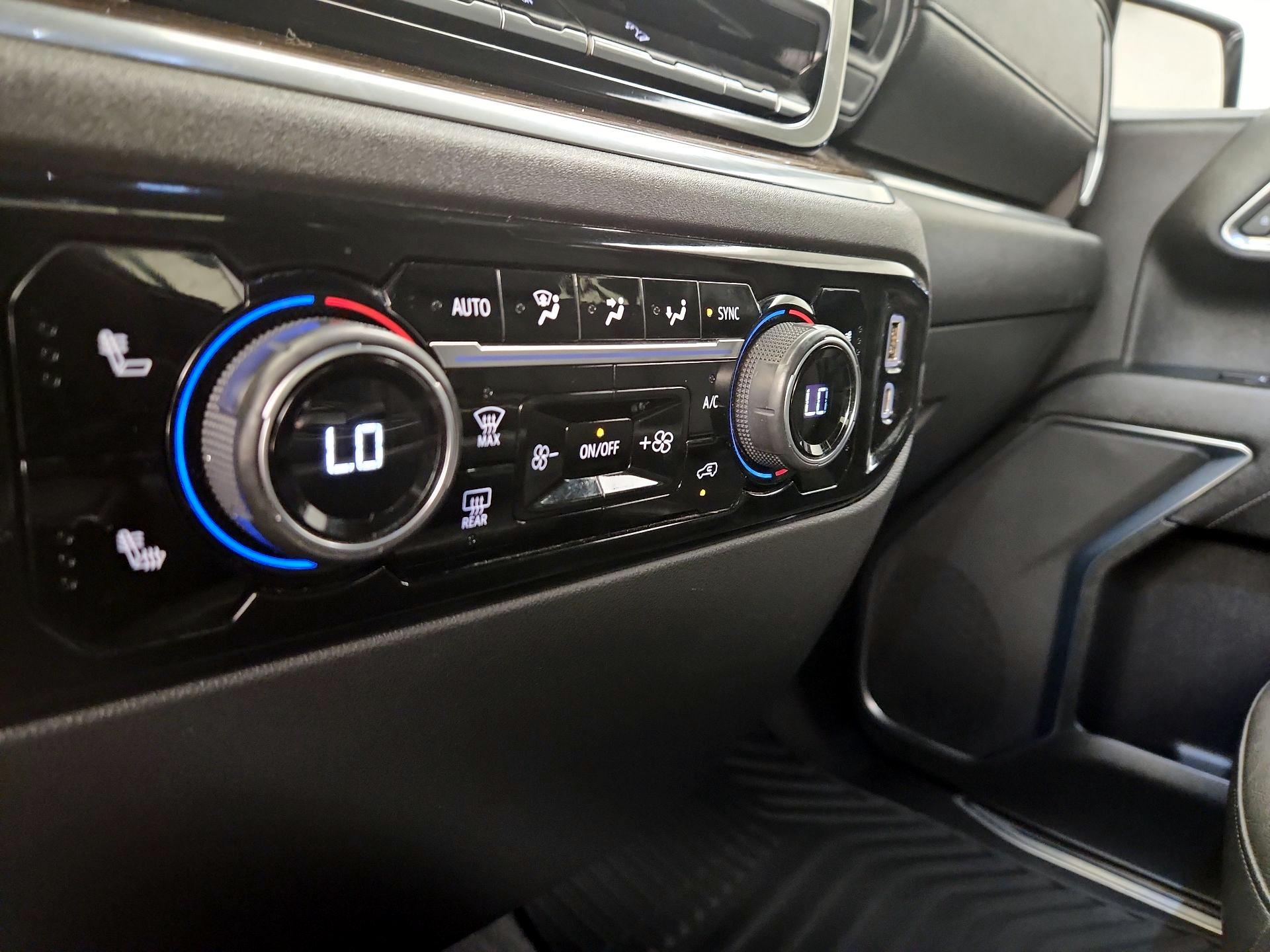 Thumbnail: 2023 Chevrolet Silverado 1500 - 16