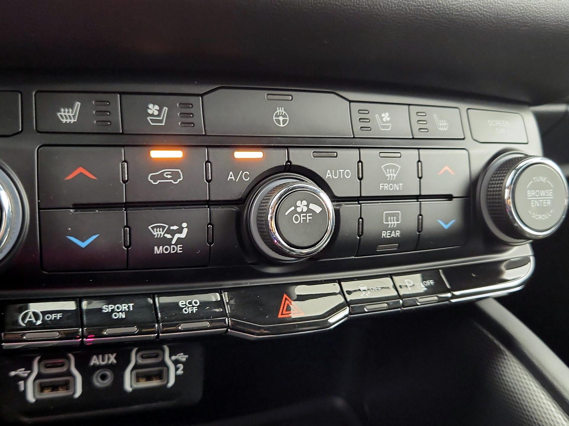 Thumbnail: 2024 Dodge Durango - 17