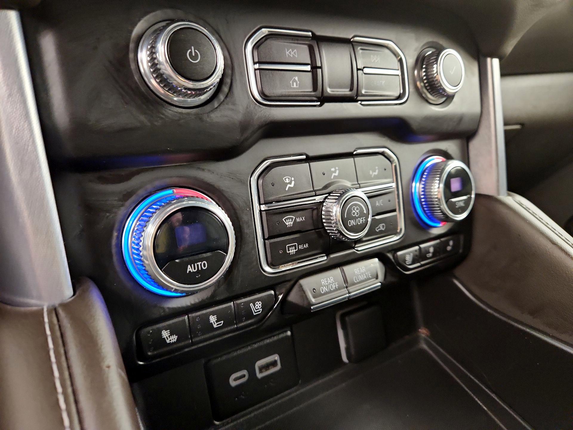 Thumbnail: 2023 GMC Yukon - 17