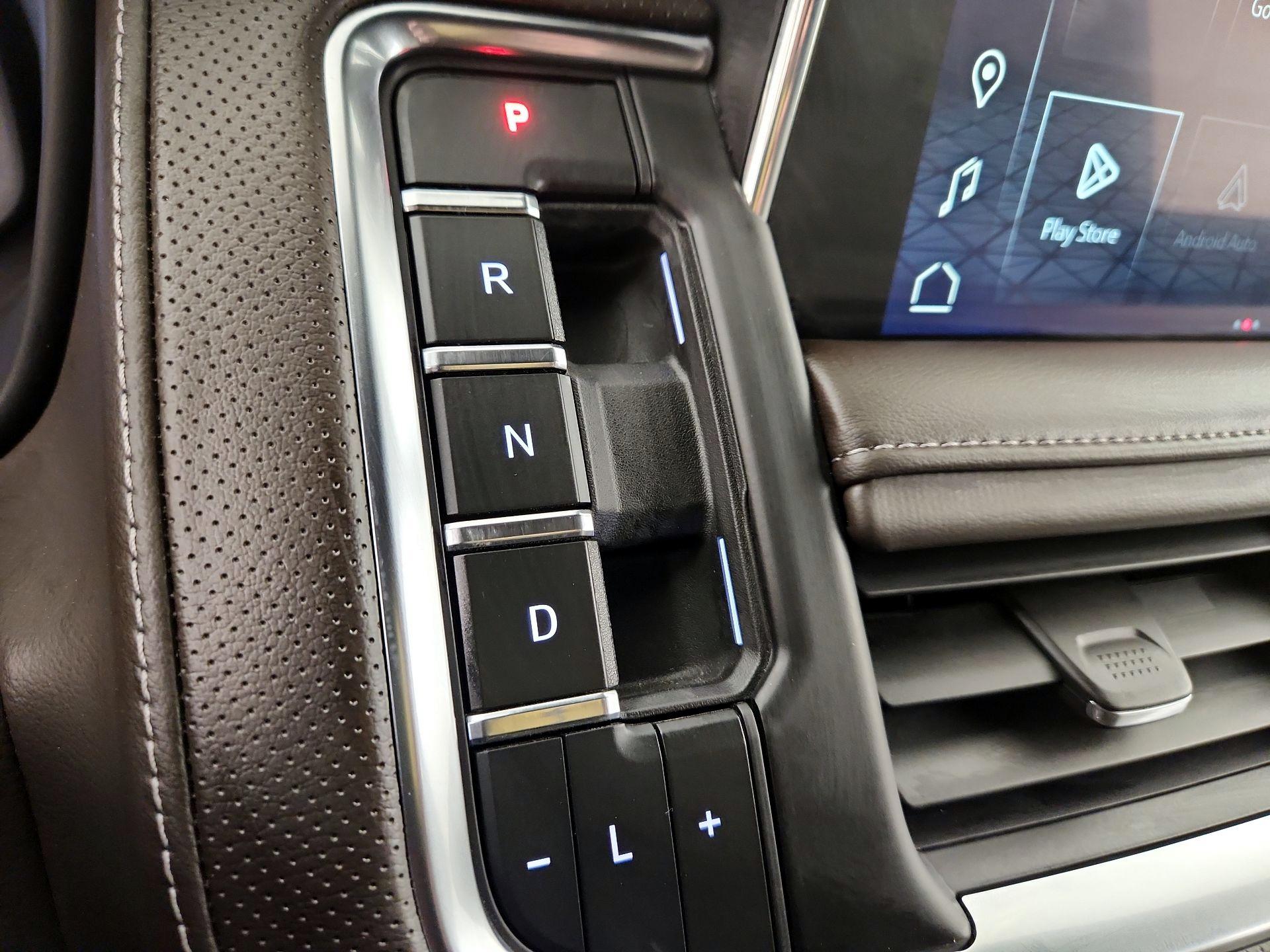 Thumbnail: 2023 GMC Yukon - 18