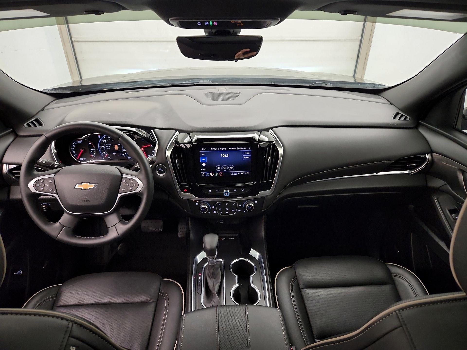 Thumbnail: 2023 Chevrolet Traverse - 9