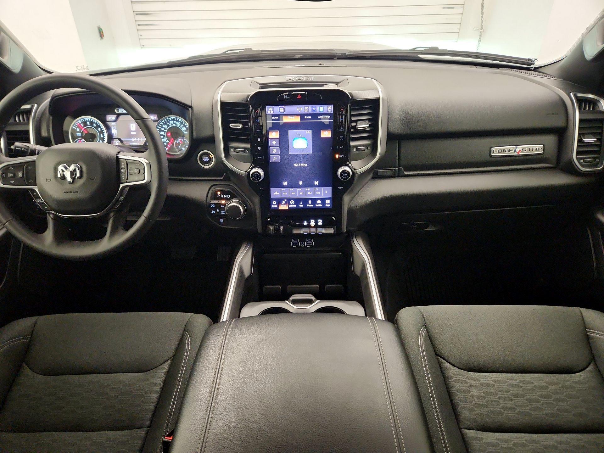 Thumbnail: 2025 RAM 1500 - 9