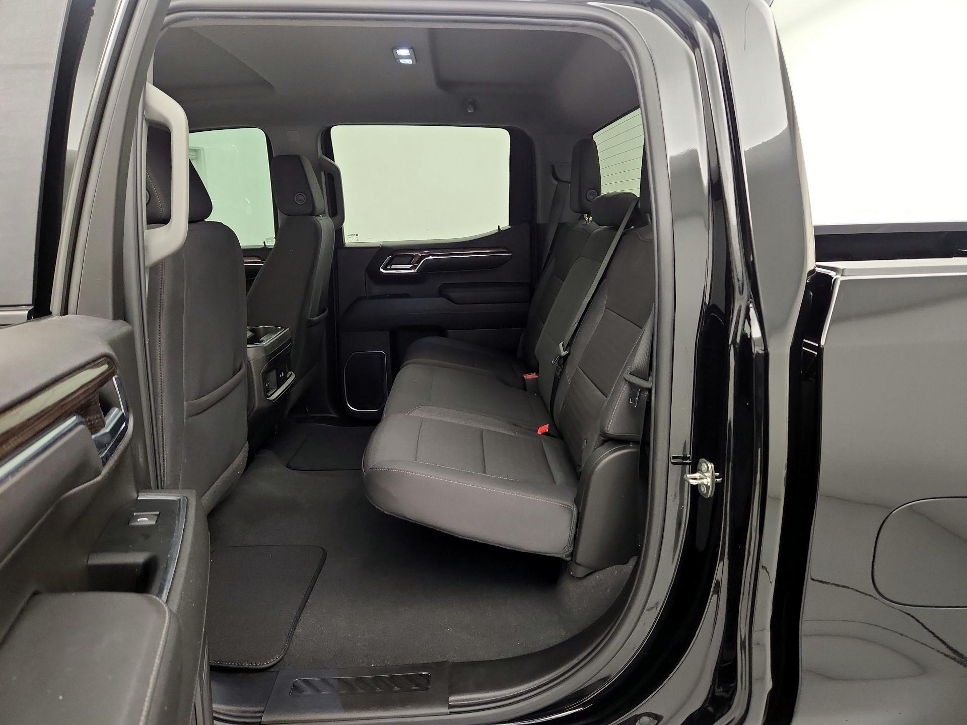 Thumbnail: 2024 Chevrolet Silverado 1500 - 19