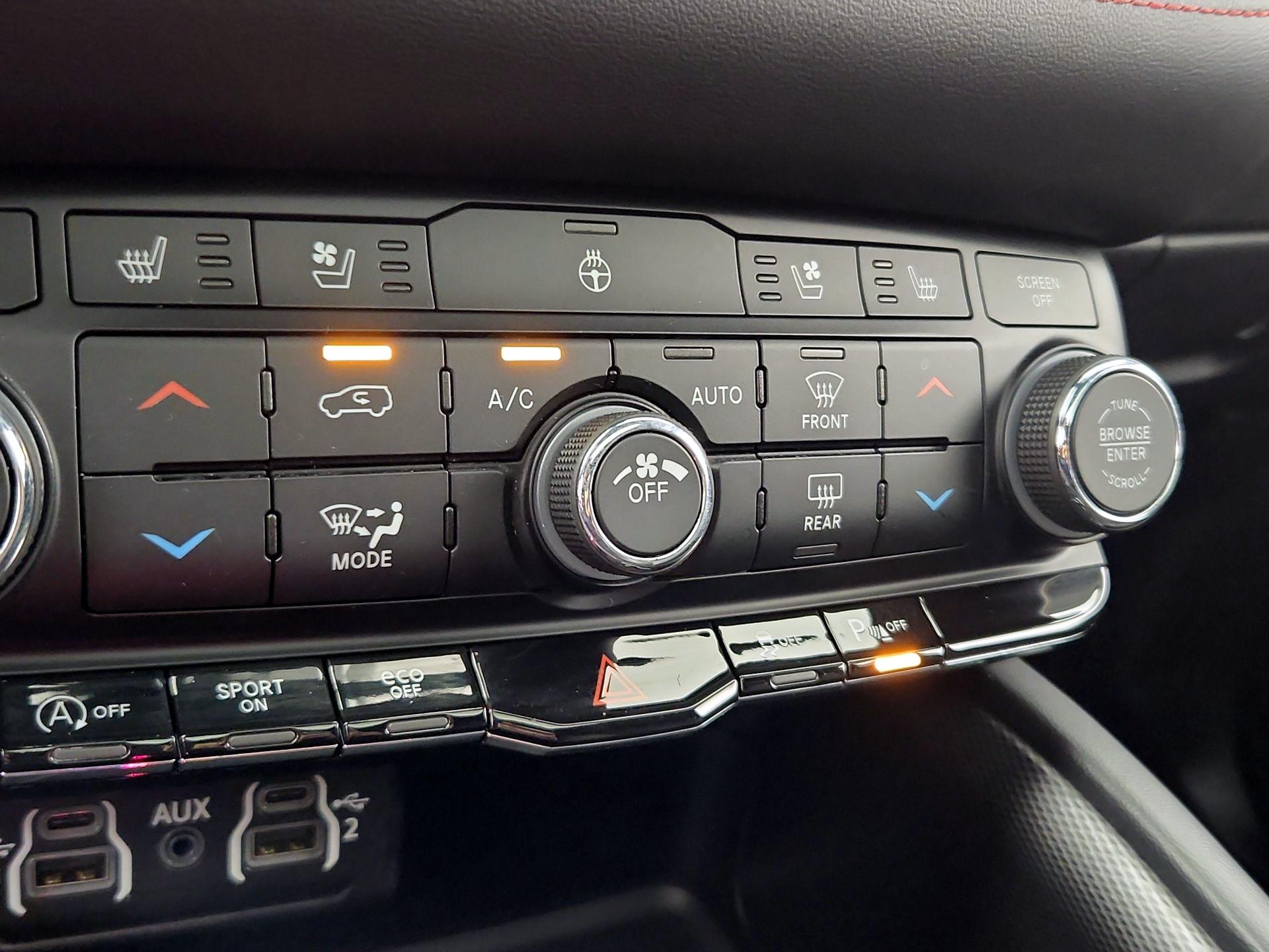 Thumbnail: 2023 Dodge Durango - 17