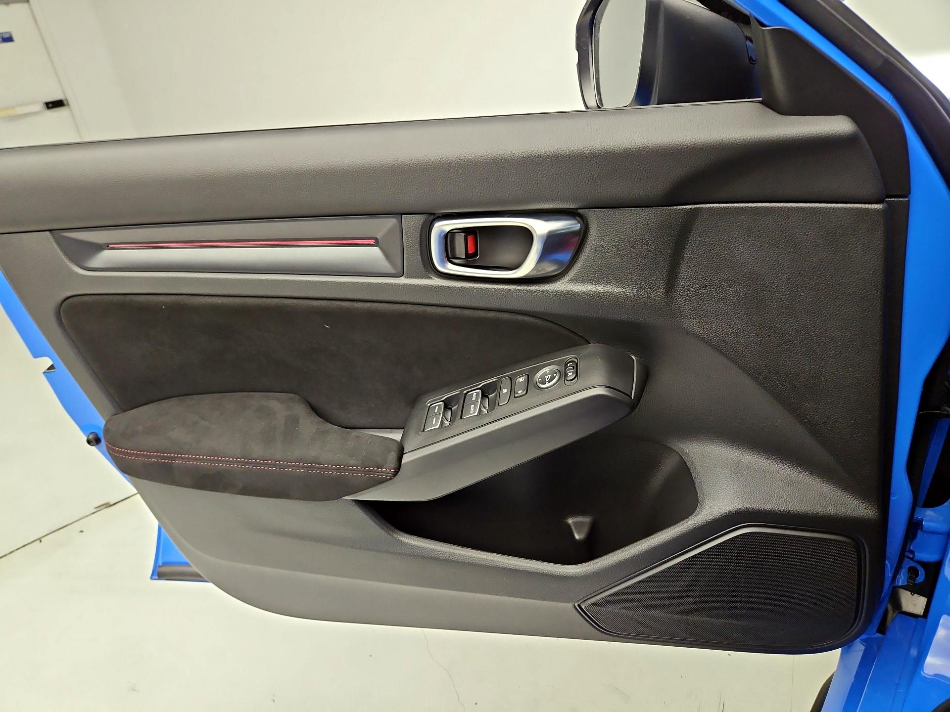 Thumbnail: 2025 Honda Civic - 12