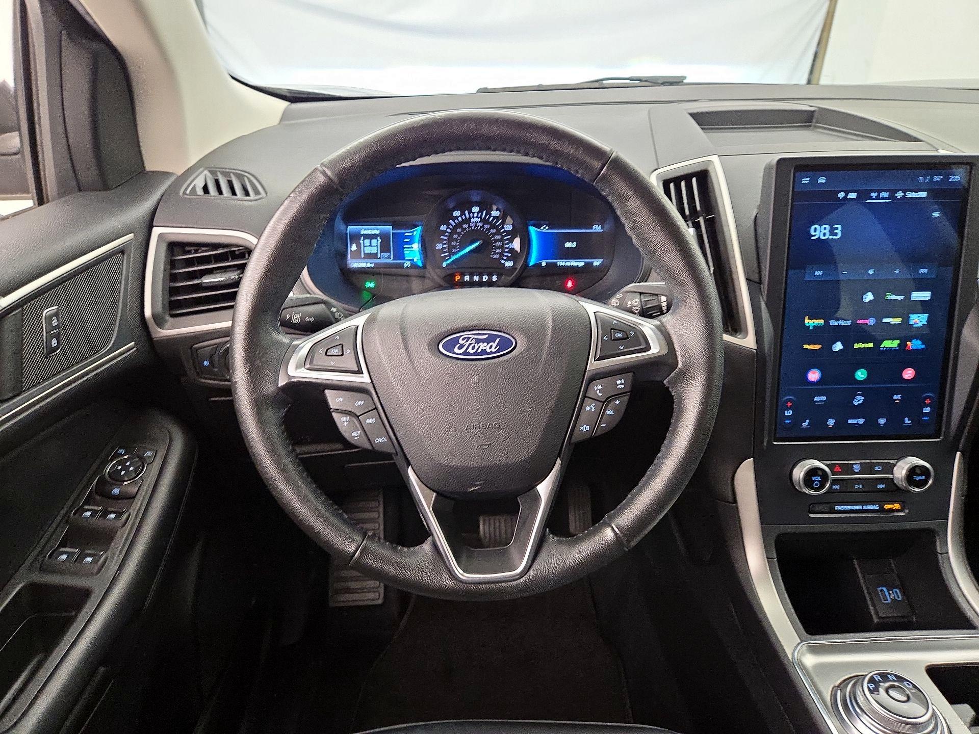 Thumbnail: 2022 Ford Edge - 10