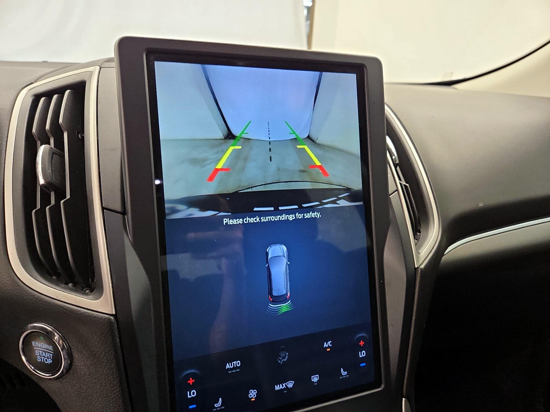 Thumbnail: 2022 Ford Edge - 14