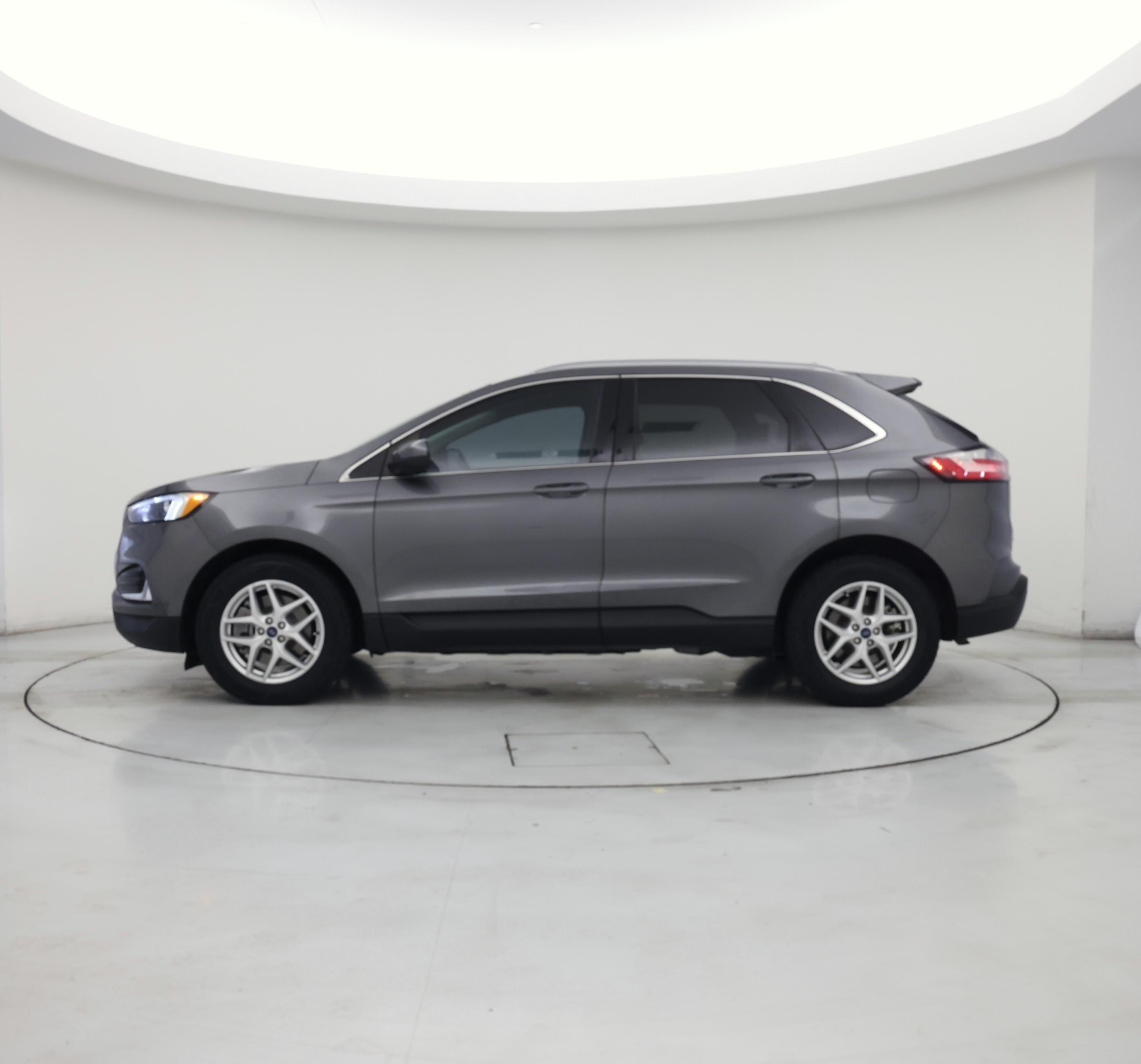 Thumbnail: 2022 Ford Edge - 3