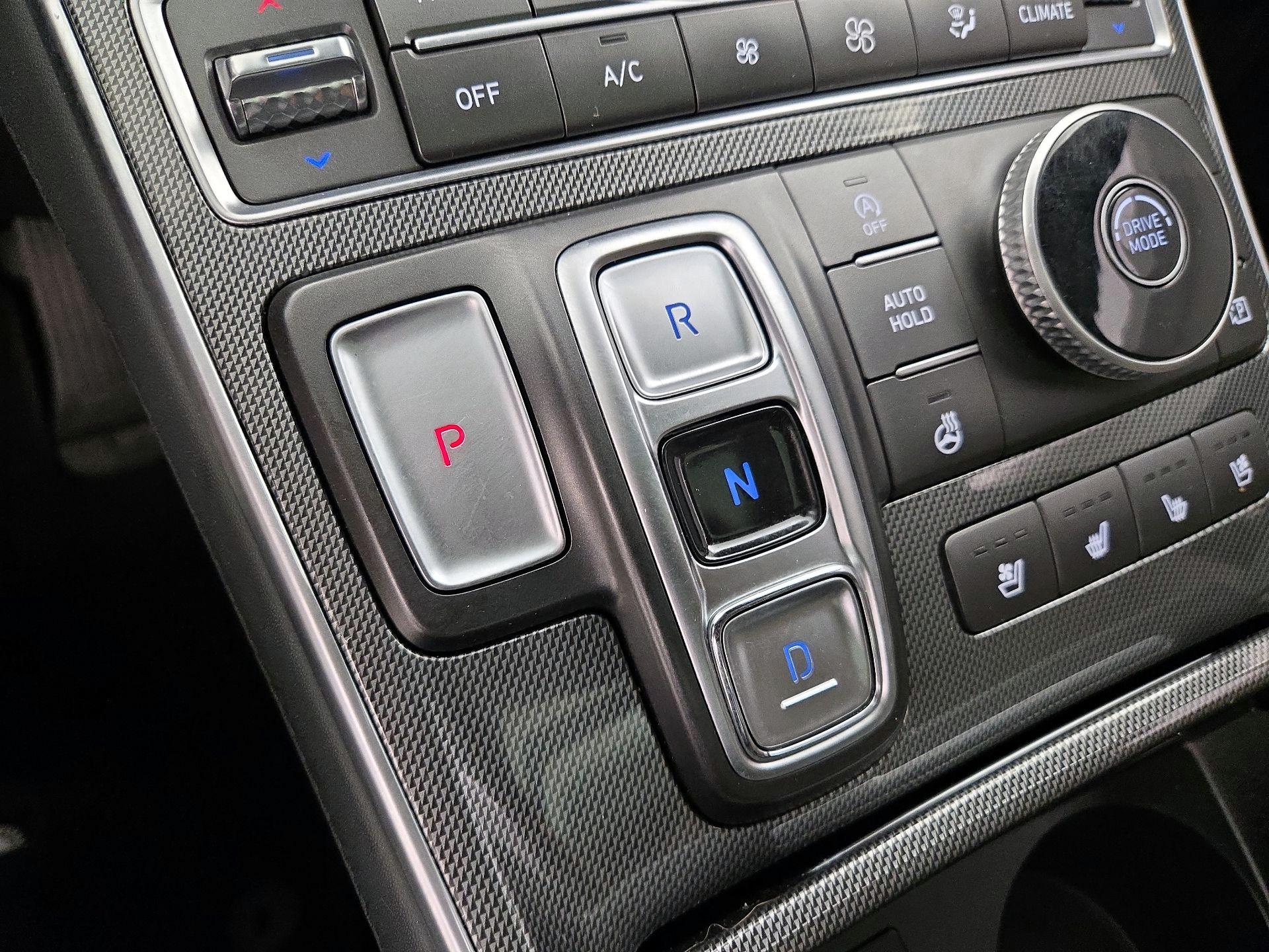 Thumbnail: 2023 Hyundai Santa Fe - 18