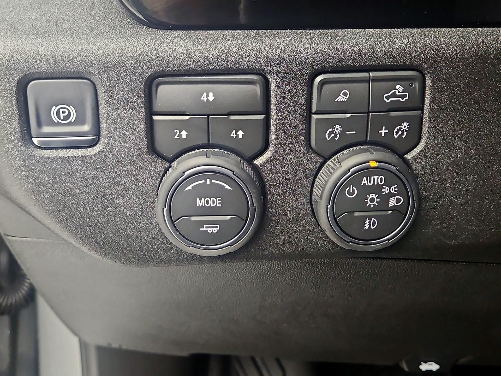 Thumbnail: 2026 Chevrolet Silverado 2500 - 13