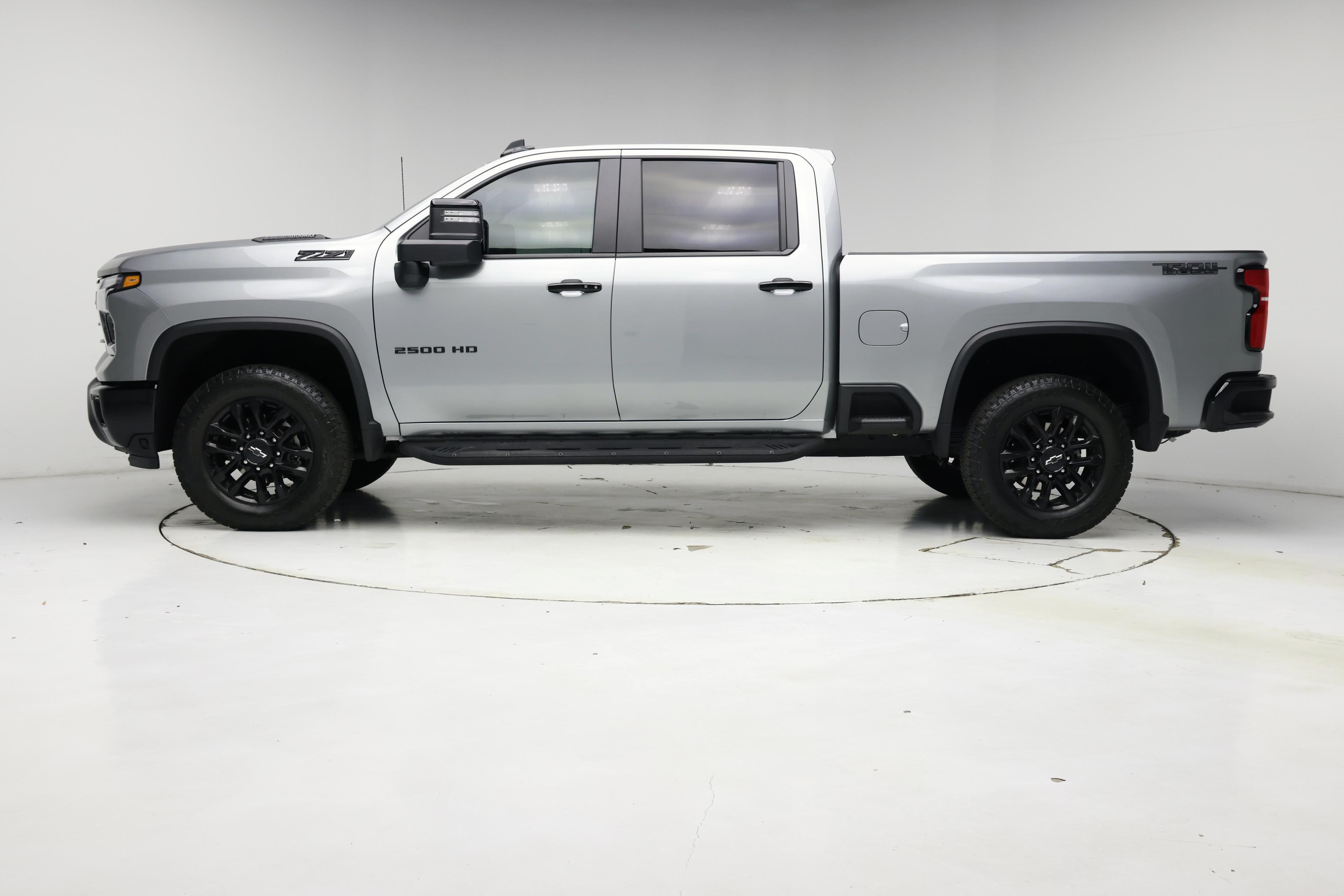 Thumbnail: 2026 Chevrolet Silverado 2500 - 3