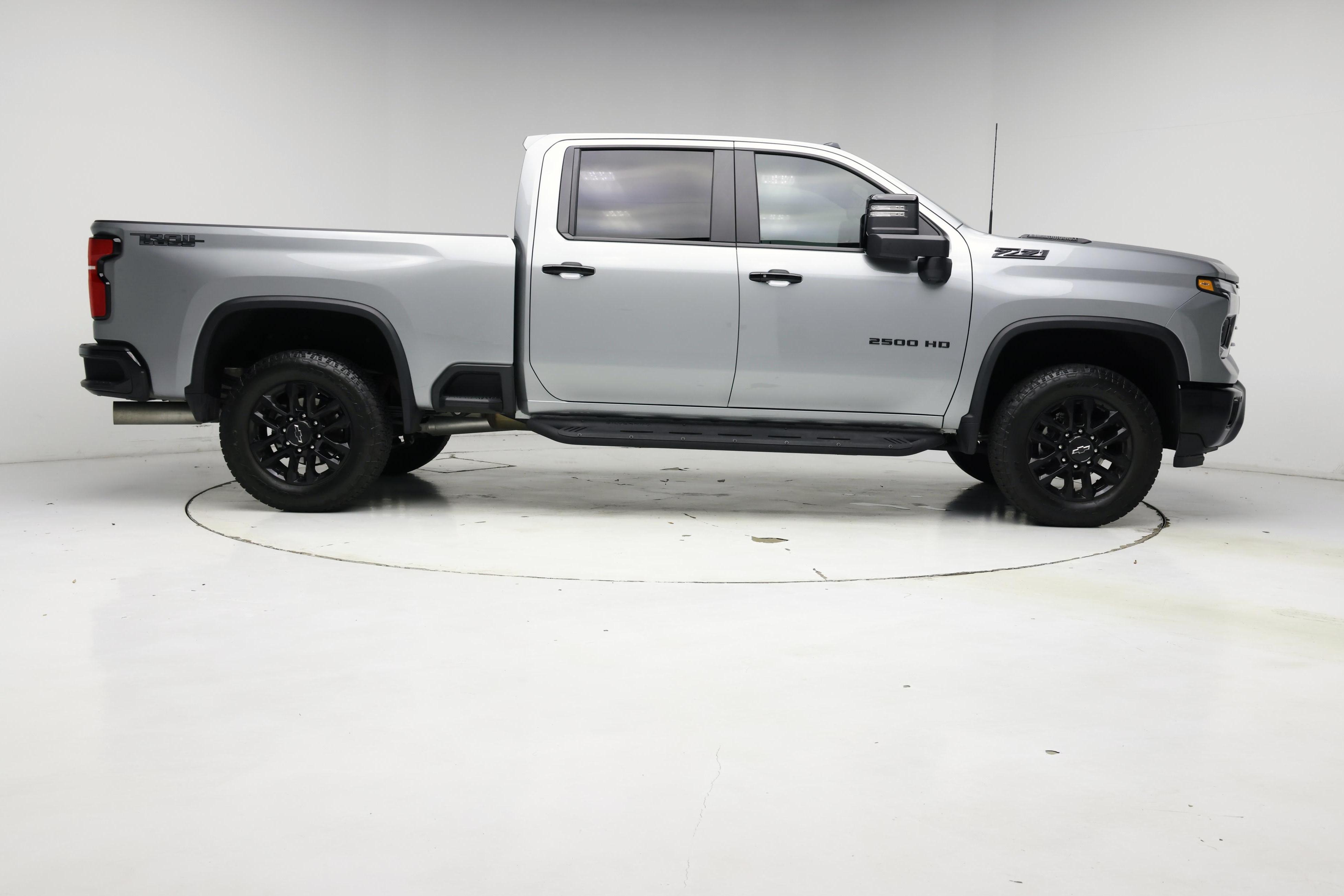 Thumbnail: 2026 Chevrolet Silverado 2500 - 7