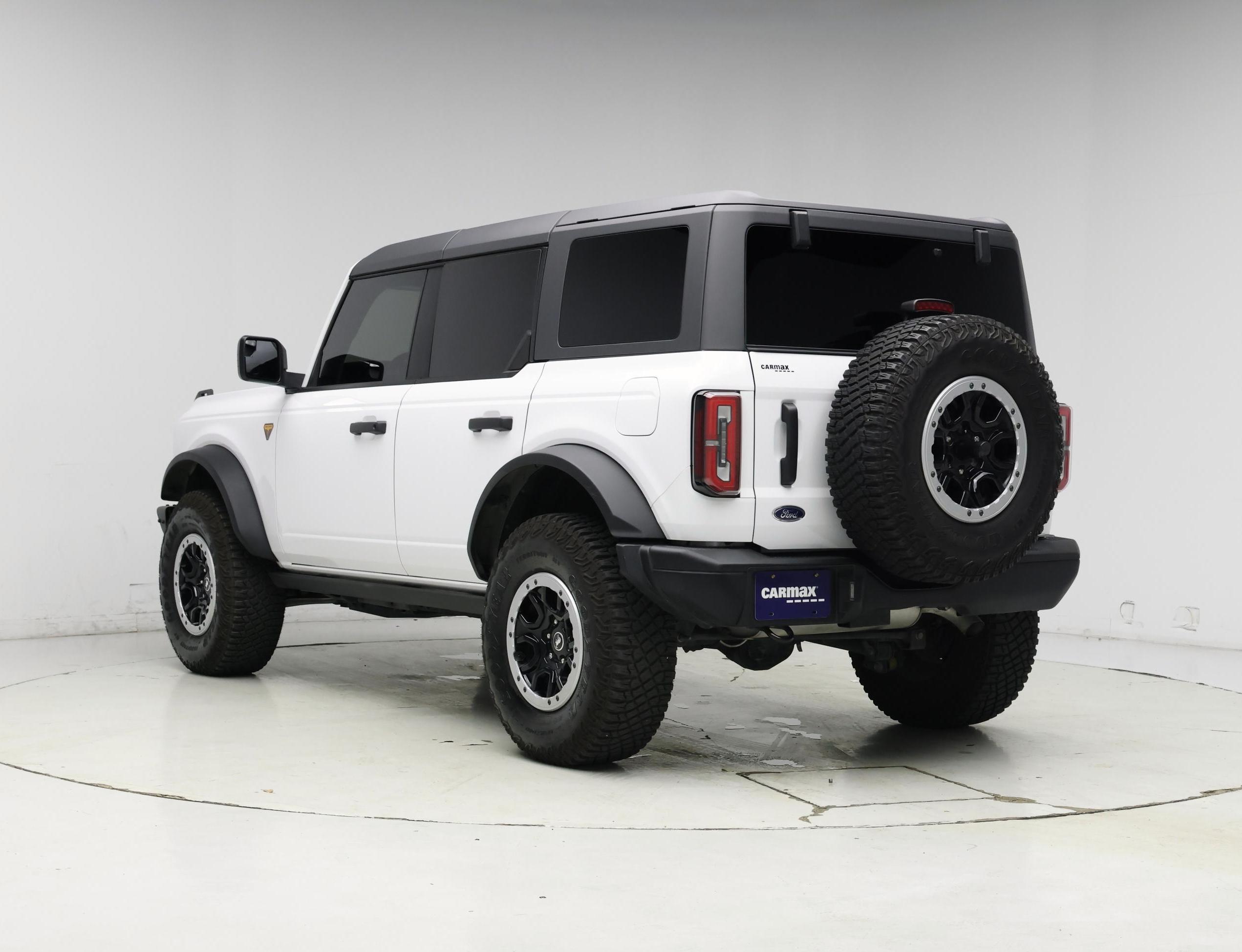 Thumbnail: 2024 Ford Bronco - 2