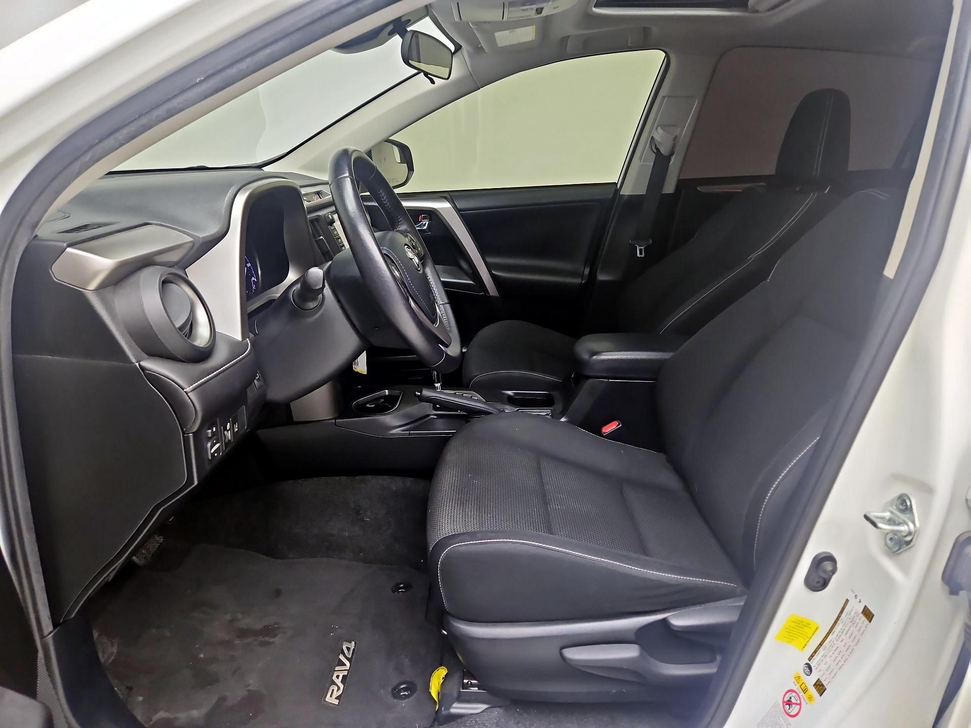 Thumbnail: 2017 Toyota RAV4 - 11