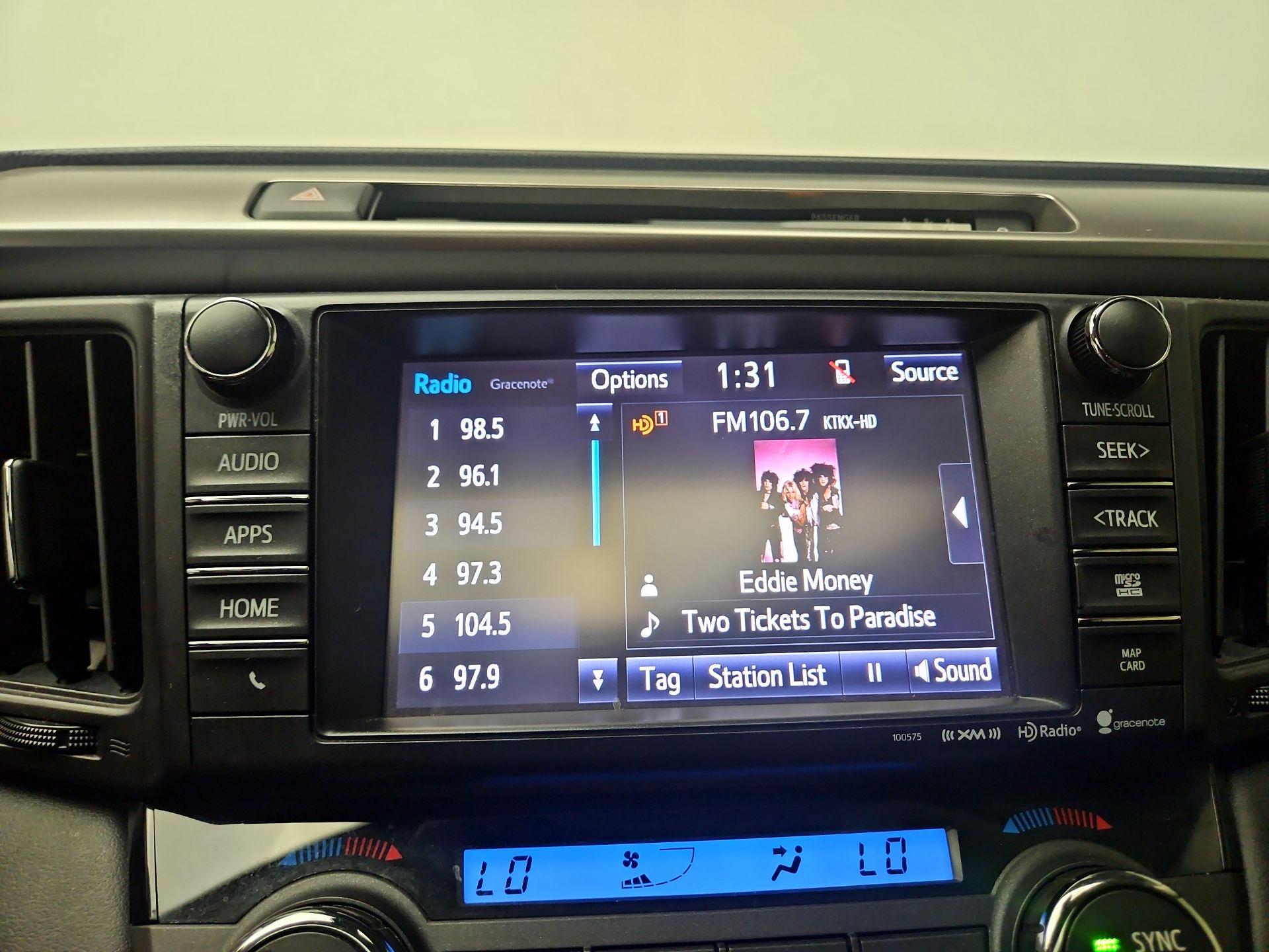 Thumbnail: 2017 Toyota RAV4 - 15