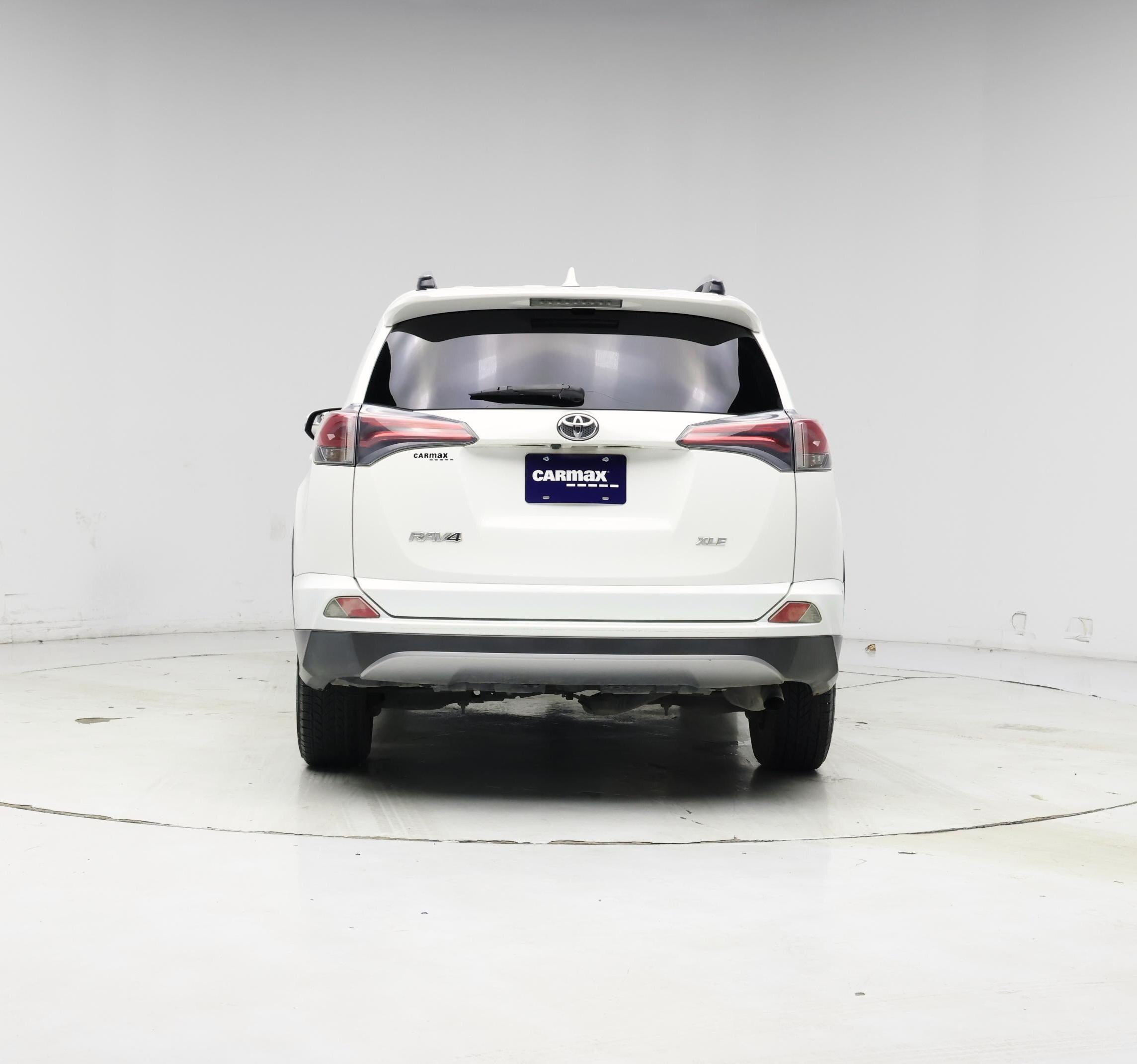 Thumbnail: 2017 Toyota RAV4 - 6