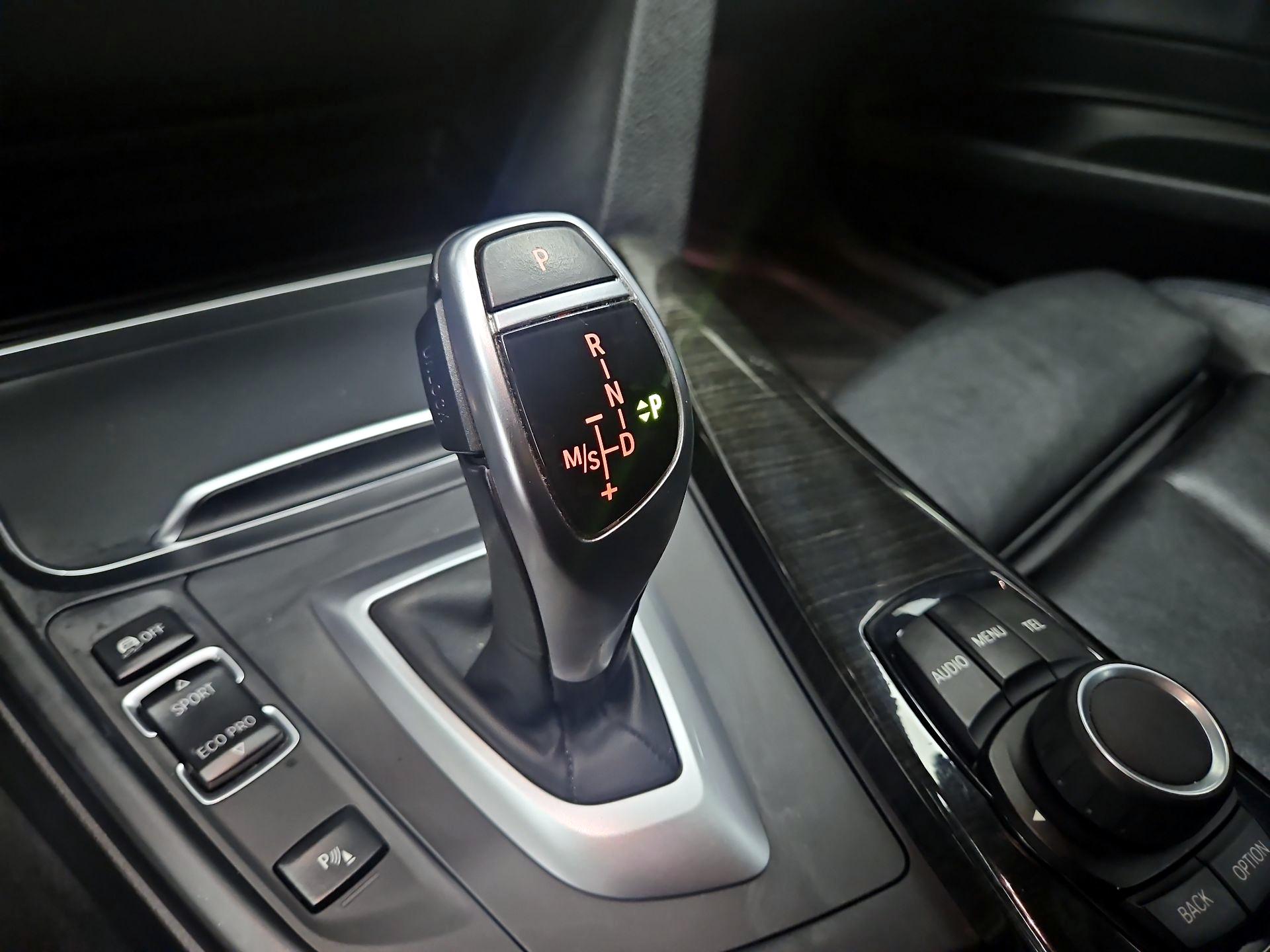 Thumbnail: 2017 BMW 3 Series - 17