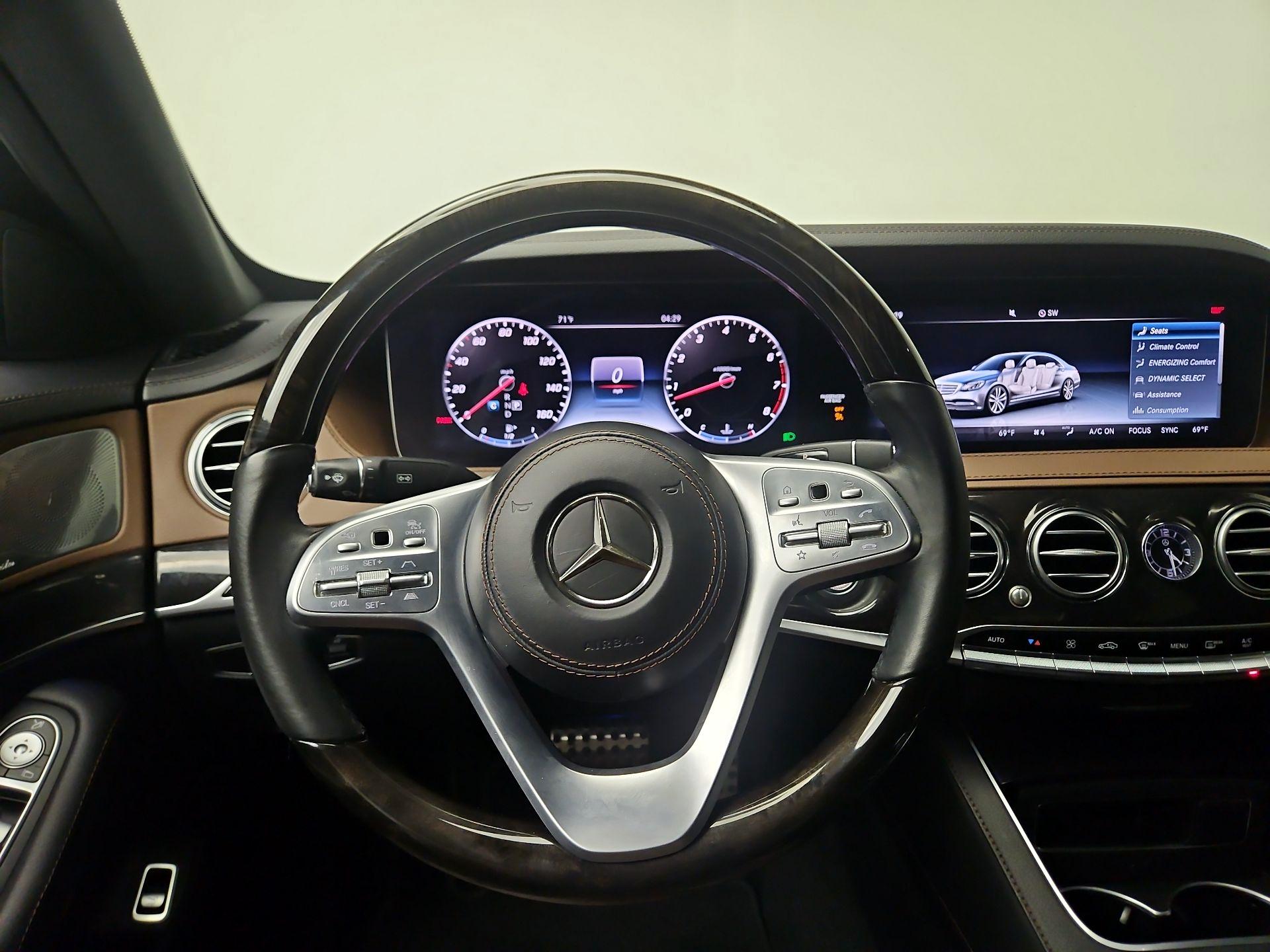 Thumbnail: 2018 Mercedes-Benz S-Class - 10