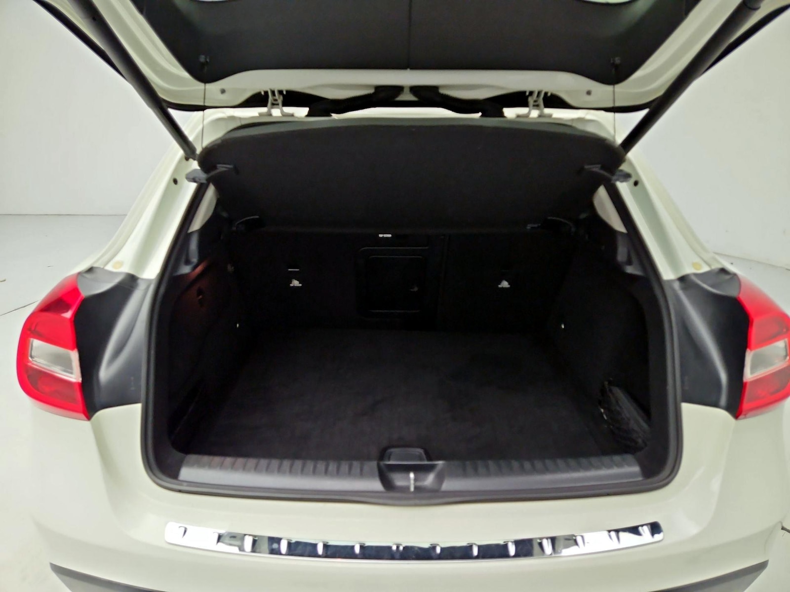 2015 Mercedes-Benz GLA-Class GLA250 - Photo 21