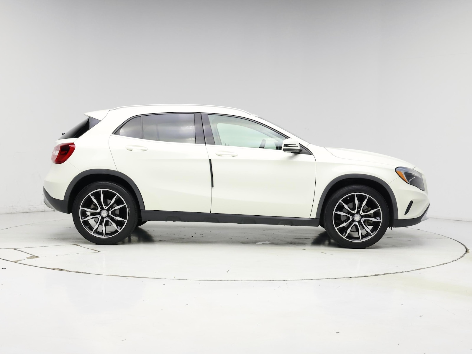2015 Mercedes-Benz GLA-Class GLA250 - Photo 8