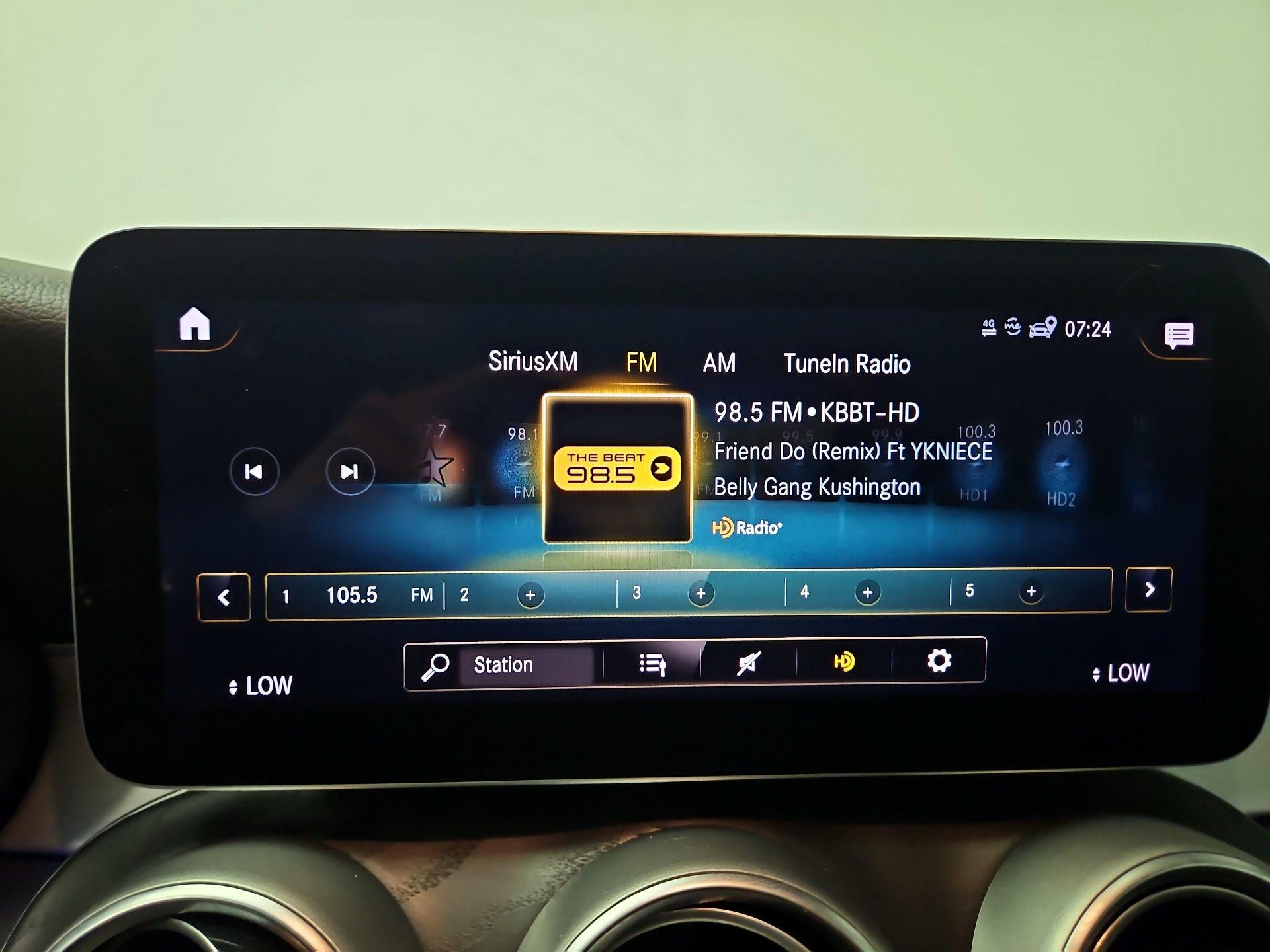 Thumbnail: 2022 Mercedes-Benz GLC - 15