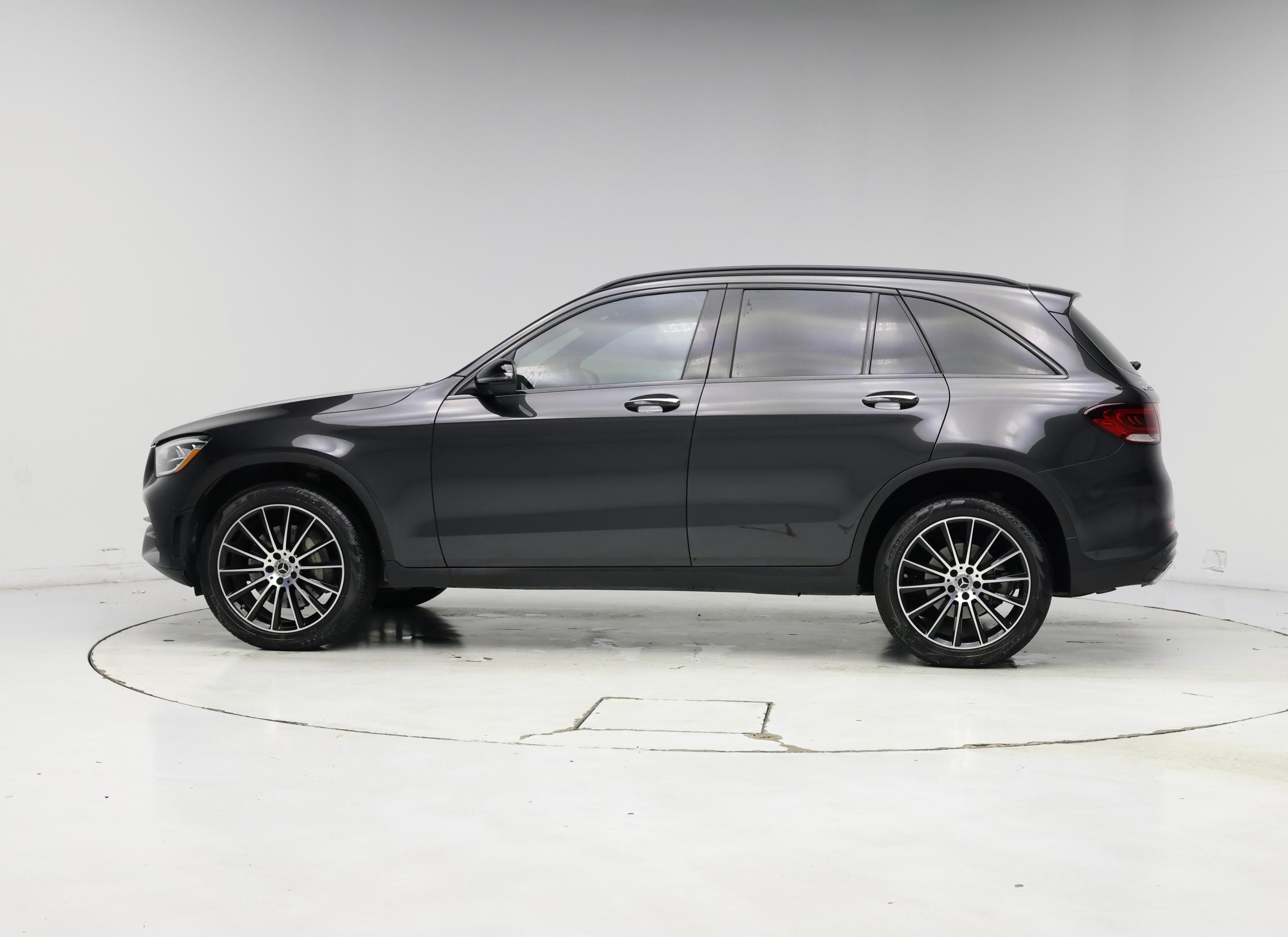 Thumbnail: 2022 Mercedes-Benz GLC - 3