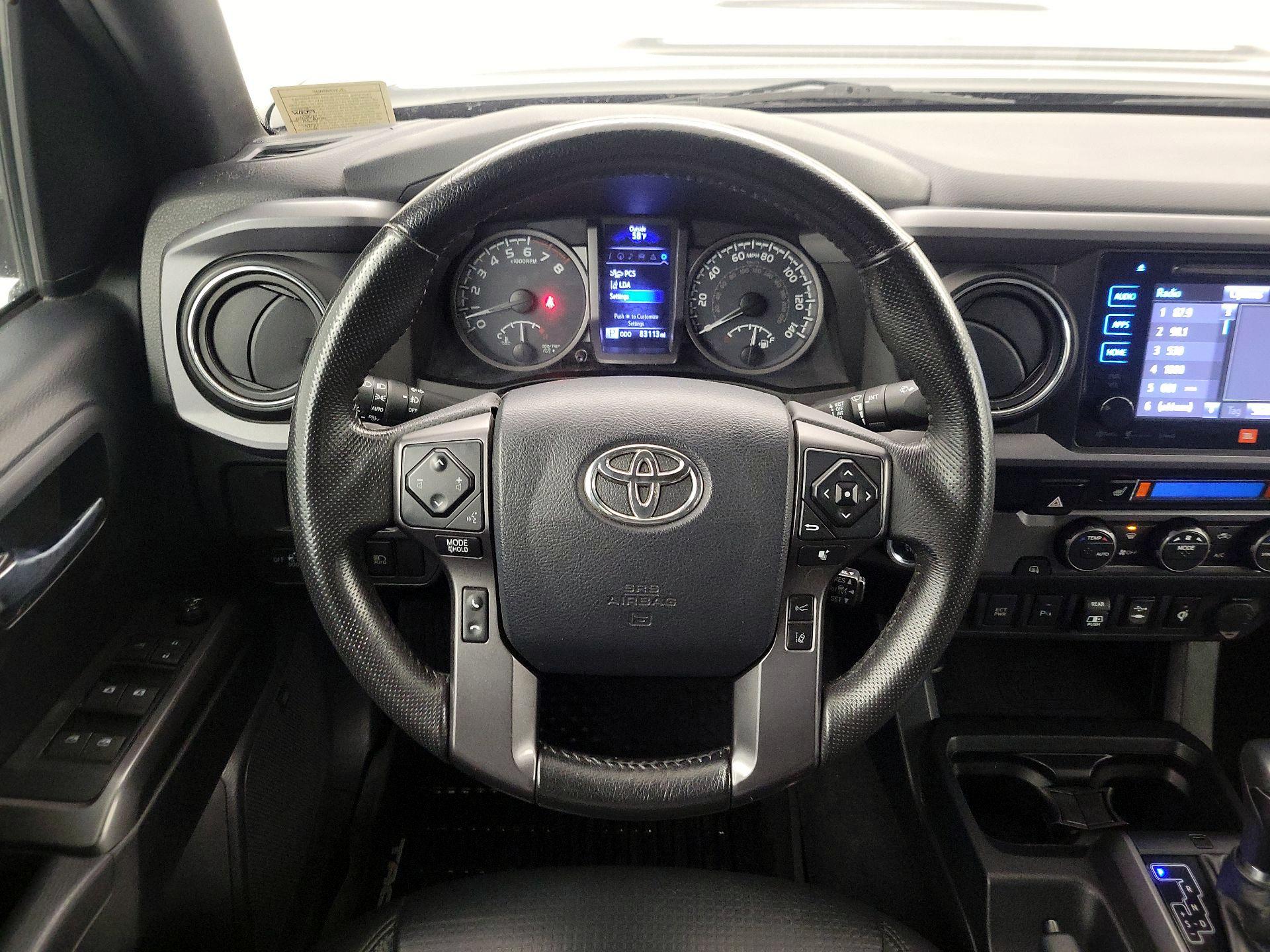 Thumbnail: 2019 Toyota Tacoma - 10