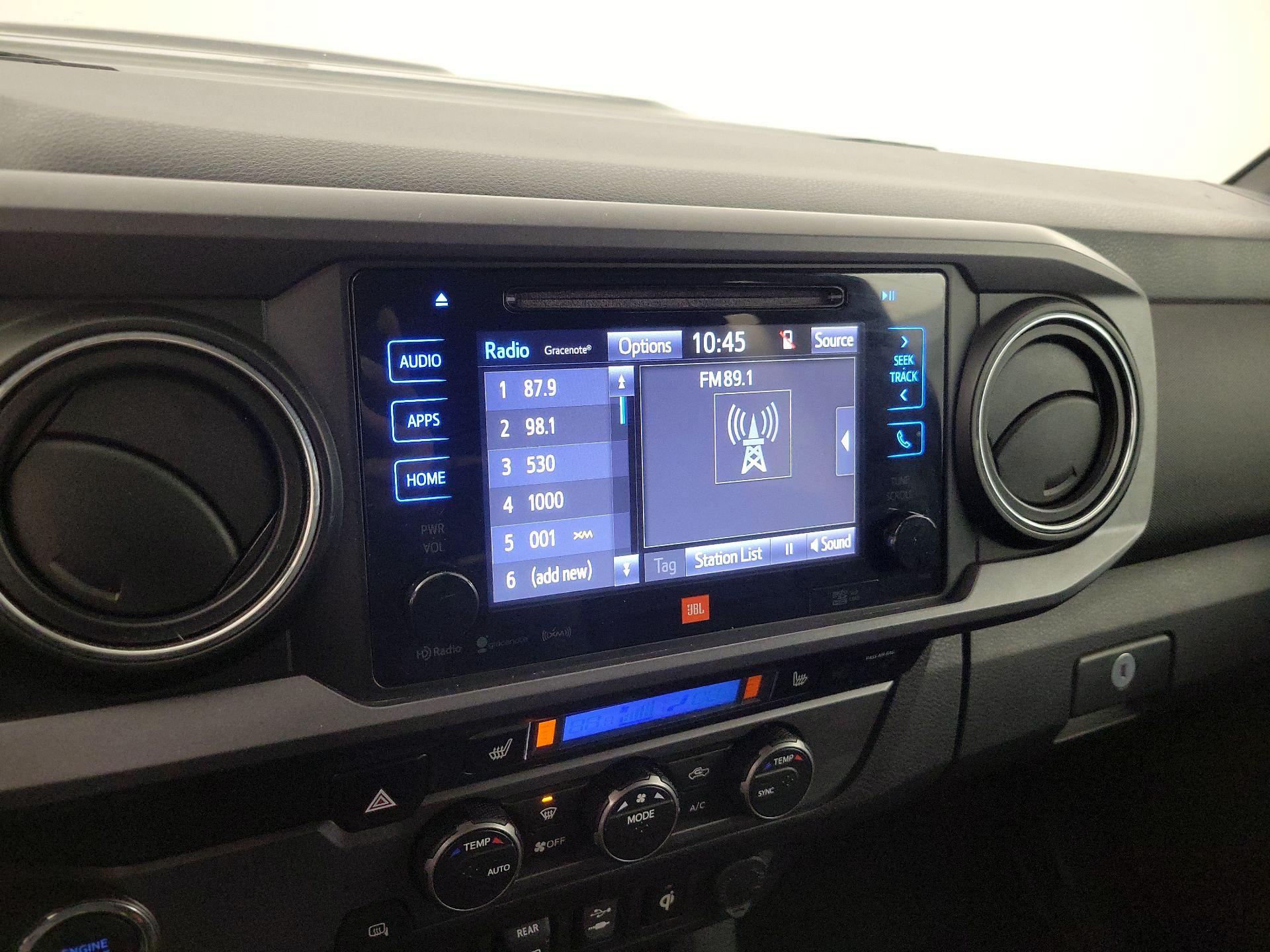 Thumbnail: 2019 Toyota Tacoma - 15