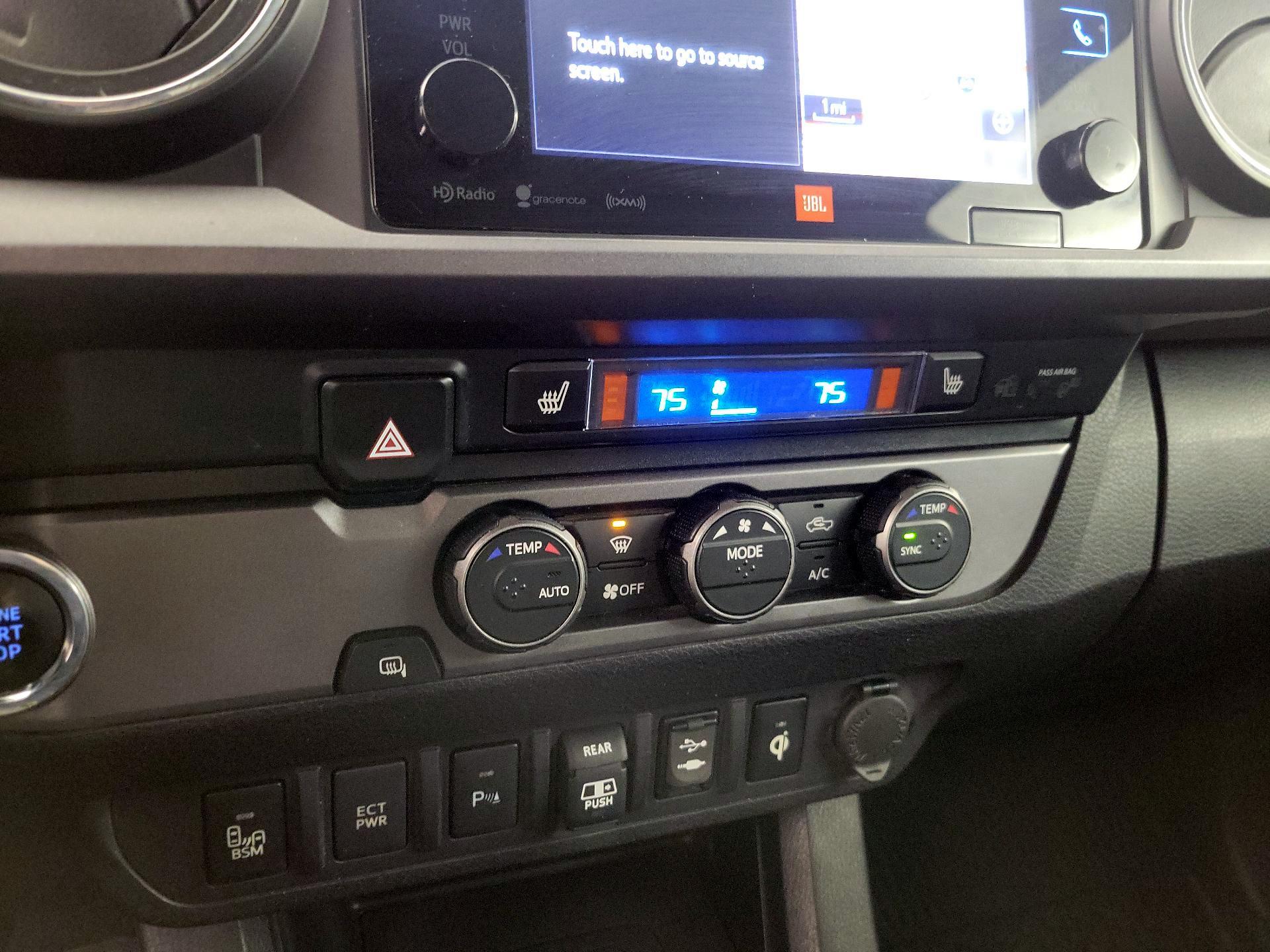 Thumbnail: 2019 Toyota Tacoma - 16