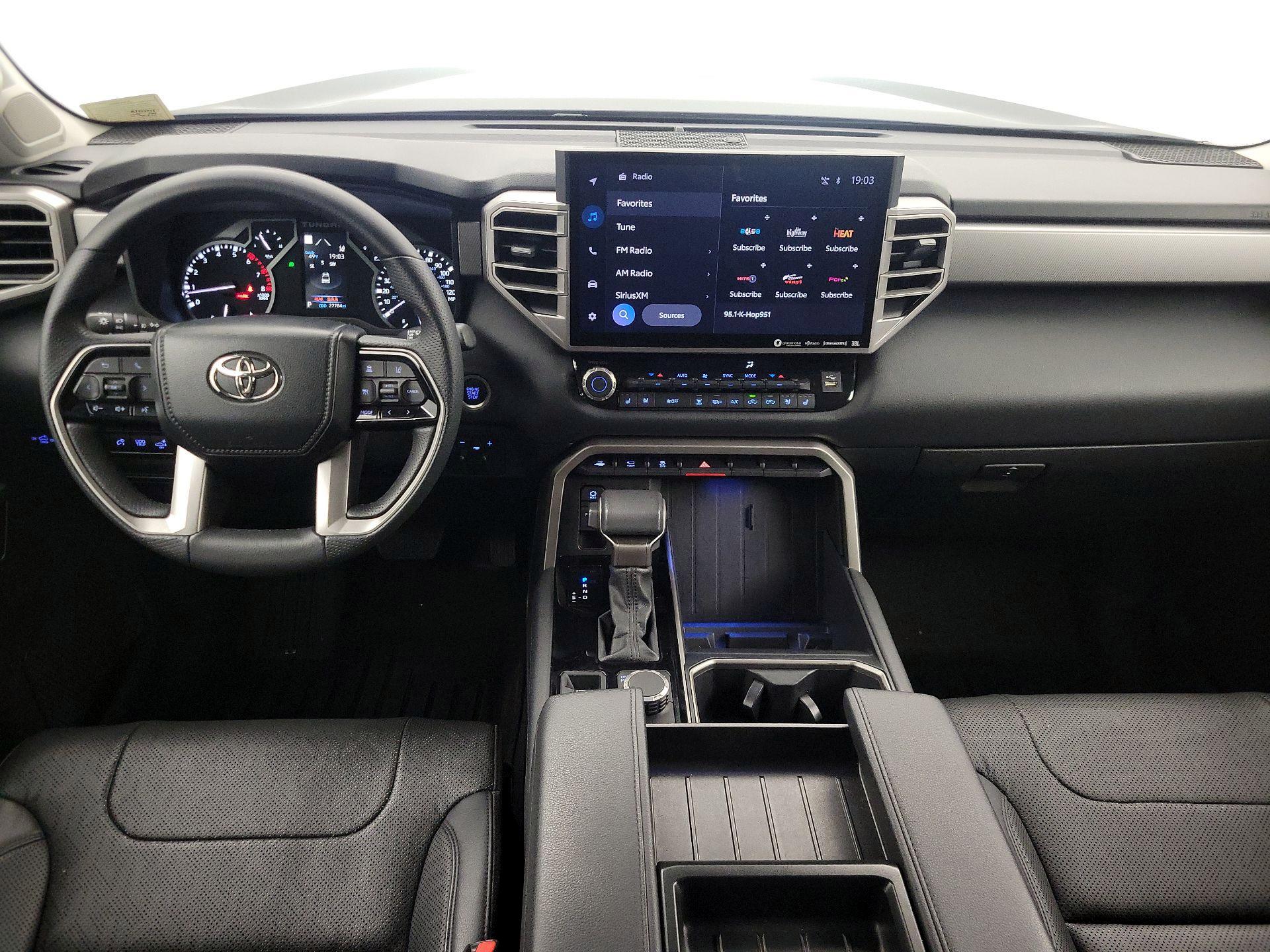 Thumbnail: 2022 Toyota Tundra - 9