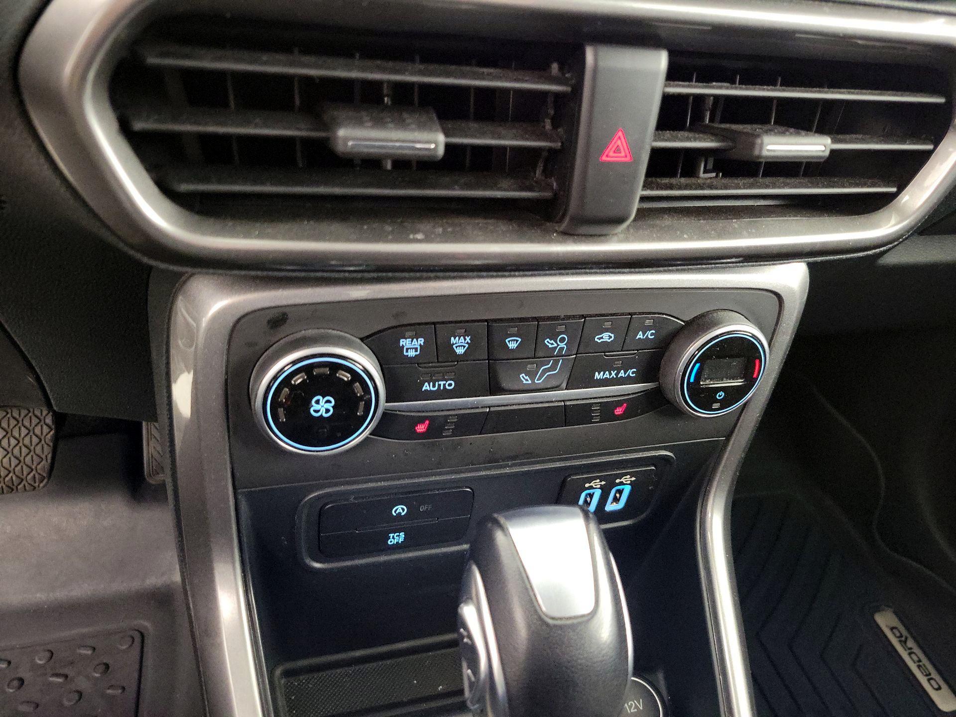 Thumbnail: 2021 Ford EcoSport - 15