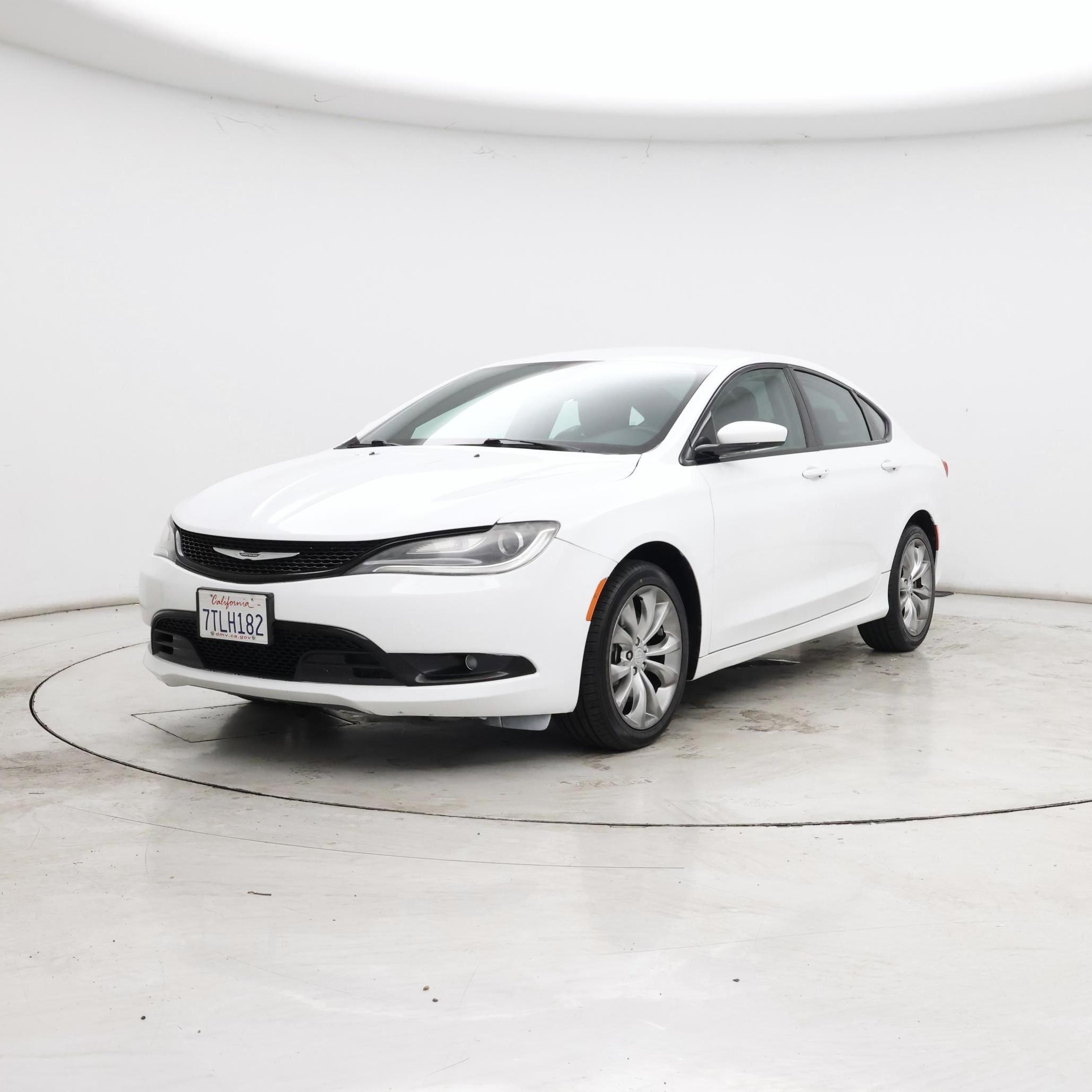 Thumbnail: 2015 Chrysler 200 - 4