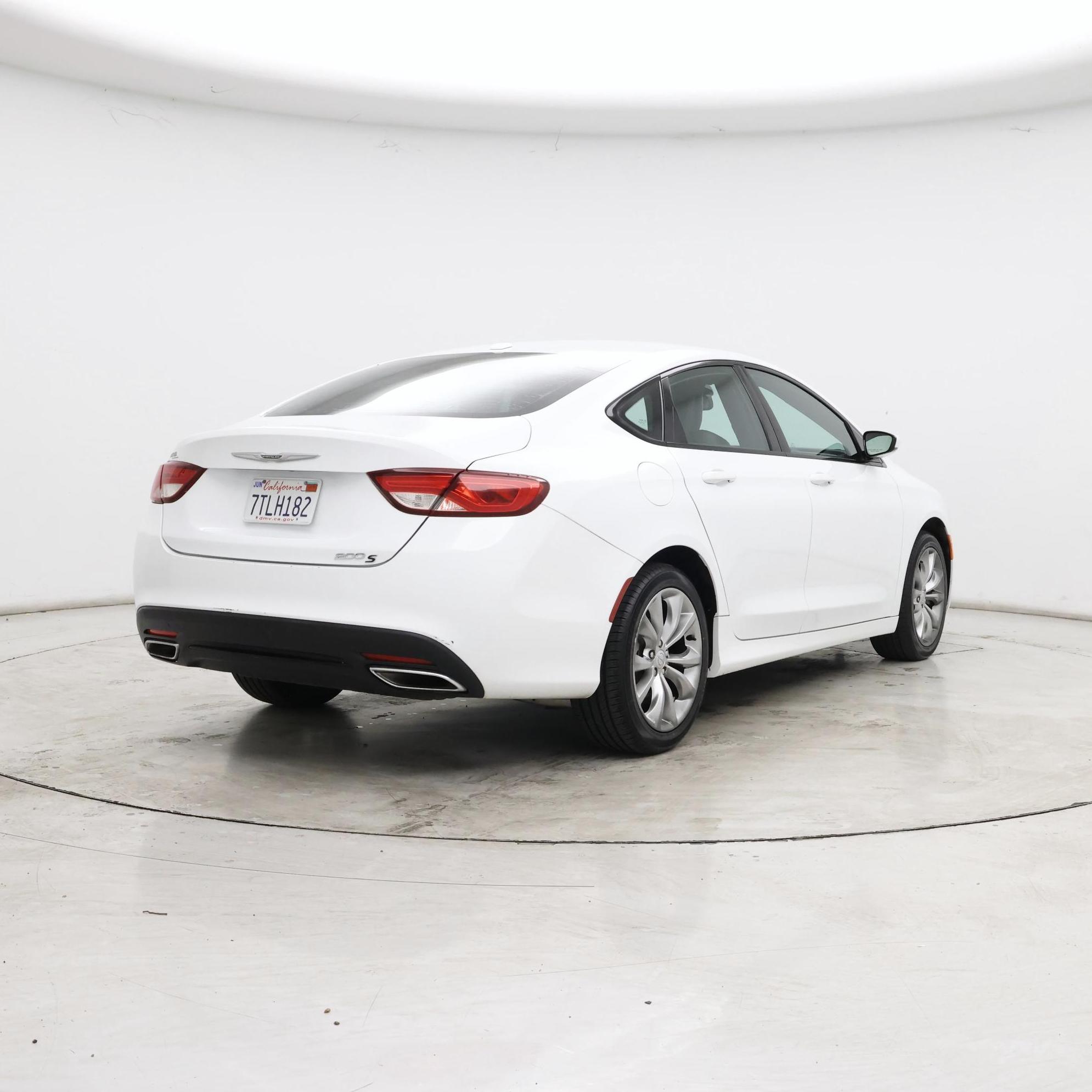 Thumbnail: 2015 Chrysler 200 - 8
